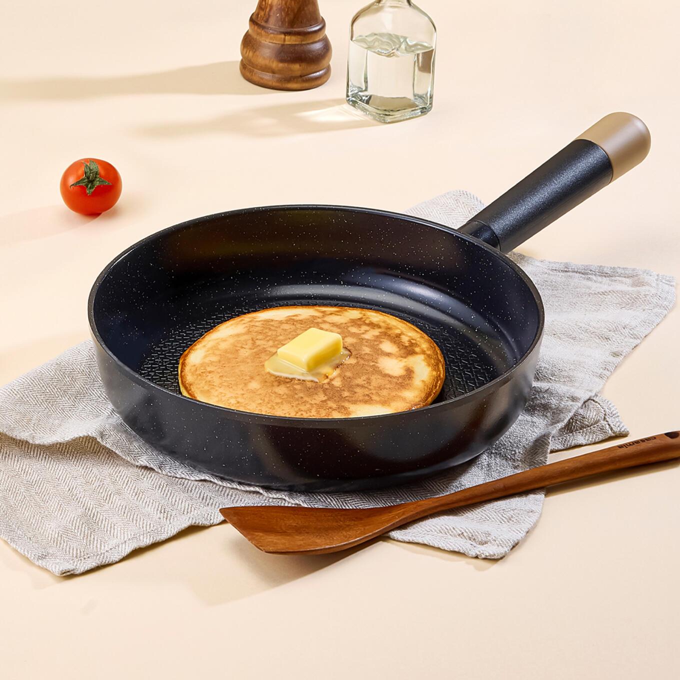 Атоми Меди-кук сковорода с керамическим покрытием (24 см)