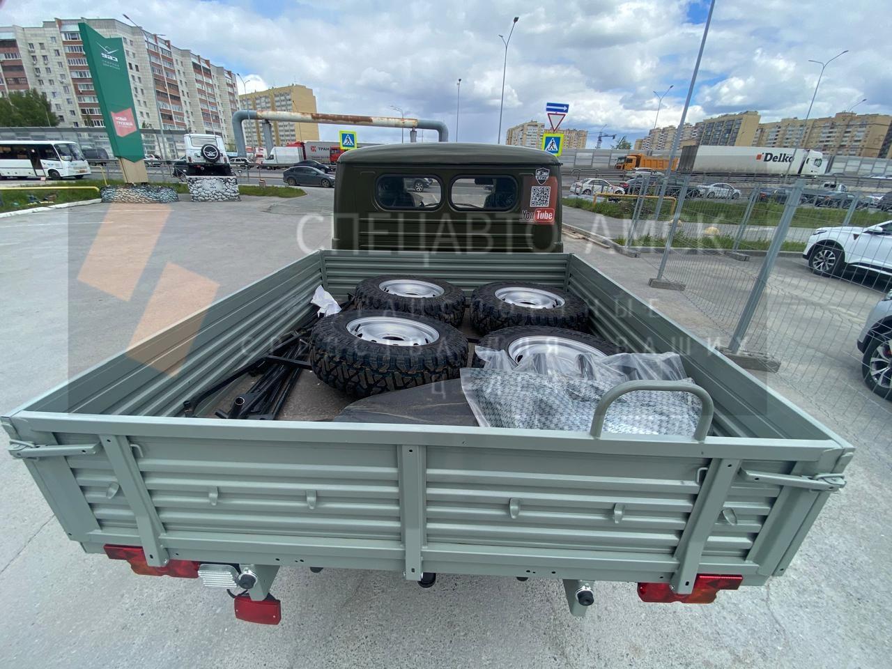 УАЗ 390945 БОРТОВОЙ ФЕРМЕР , вид сзади кузов