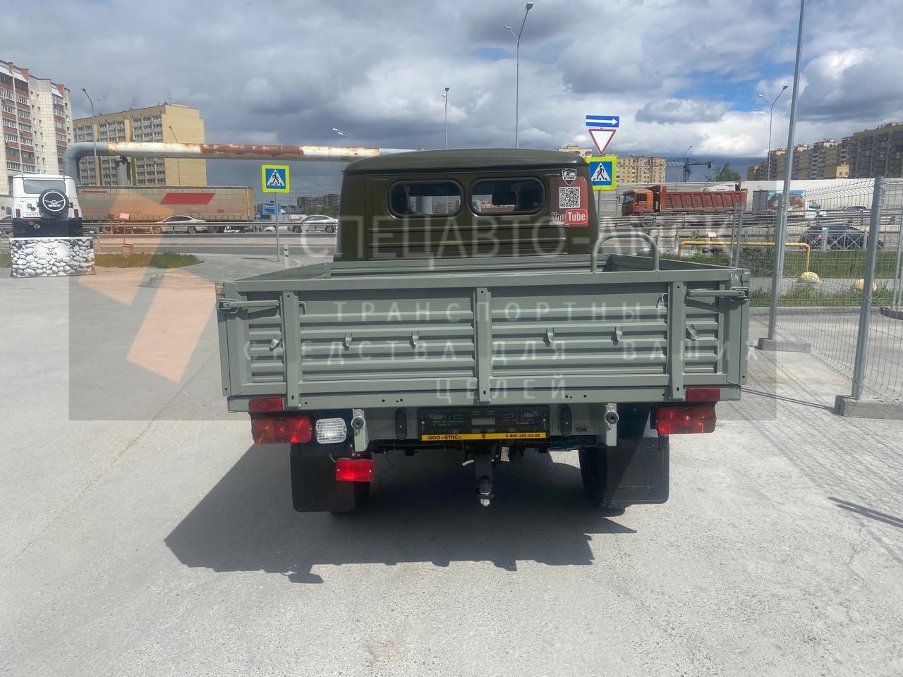 УАЗ 390945 БОРТОВОЙ ФЕРМЕР , вид сзади