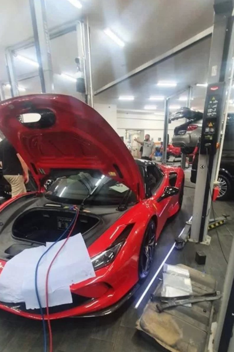 Заправка фреона r1234yf Ferrari Portofino