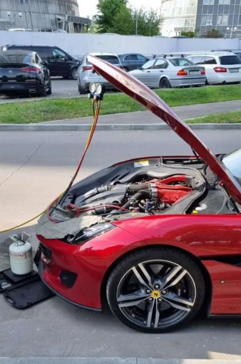 Заправка кондиционера Ferrari Portofino