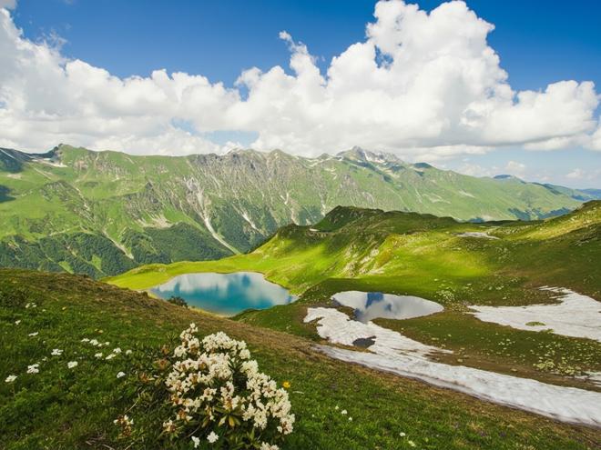 два озера в долине 7 озер Абхазия