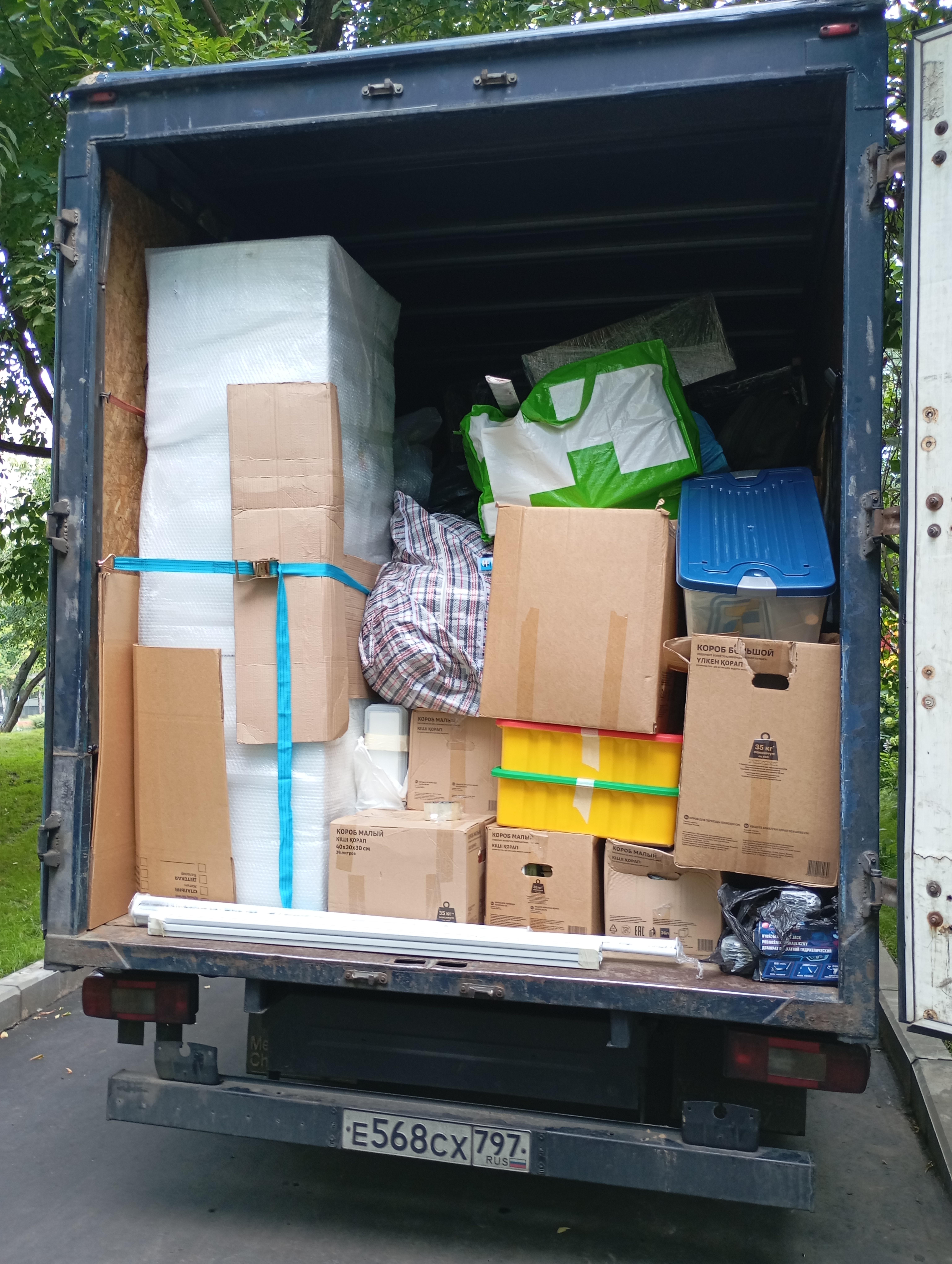 Заказать грузовое такси в Москве с грузчиками