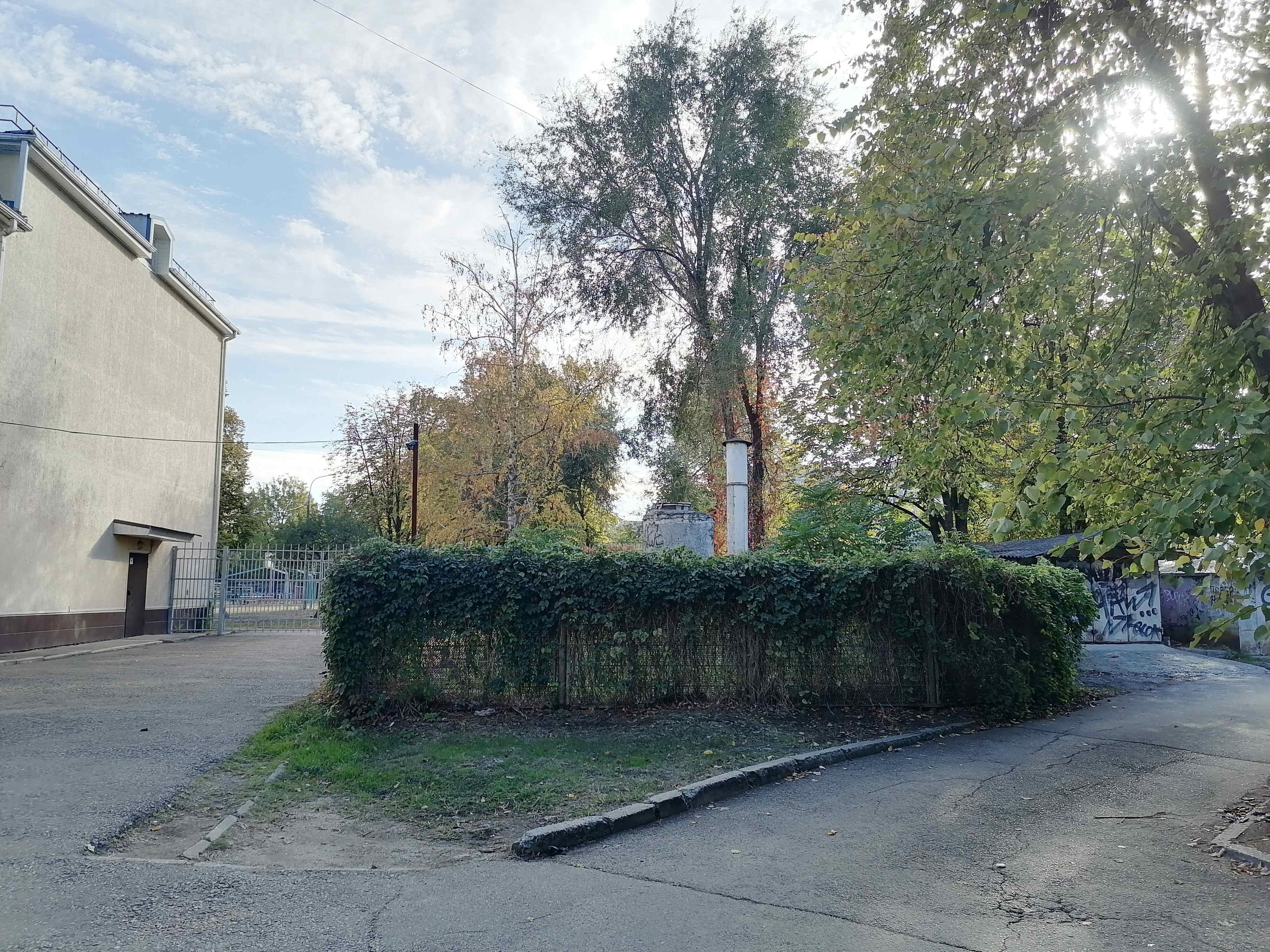 гидротехническое сооружение возле школы №42