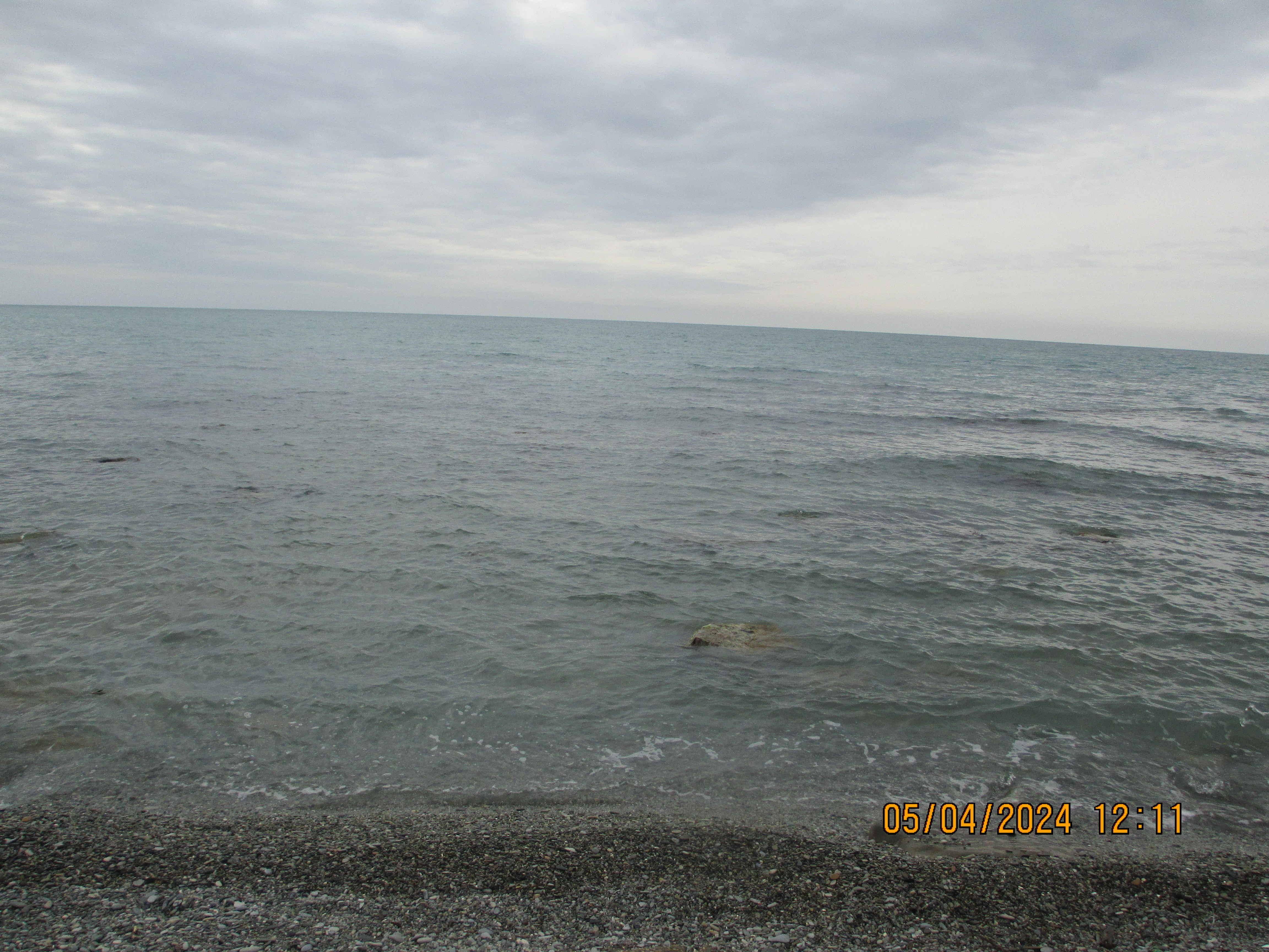 Черное море в апреле