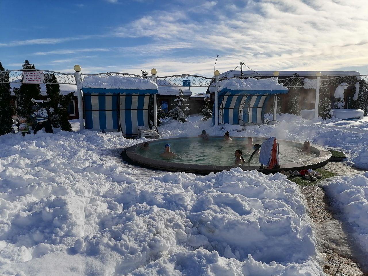 Поездка в снежный Майкоп и посещение термальных источников