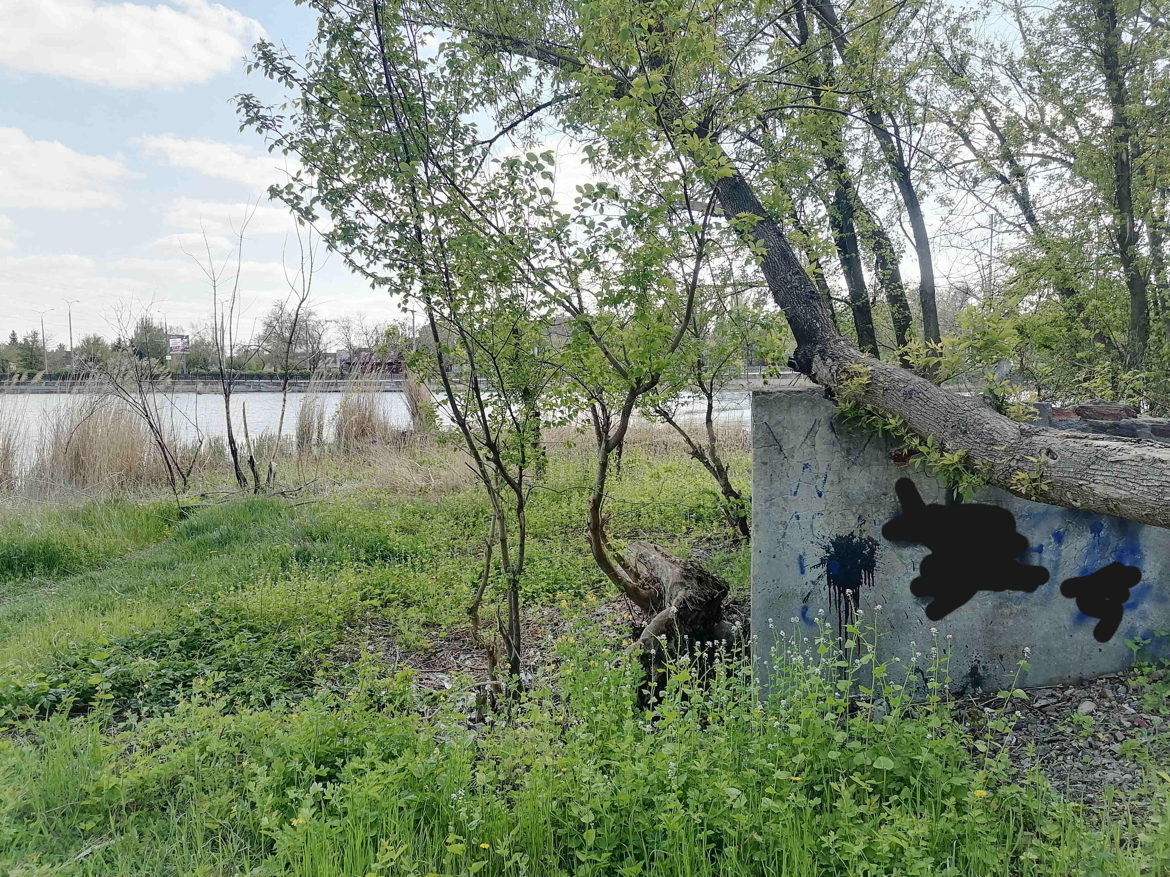 Всё что осталось от старой жд паровозной водокачки