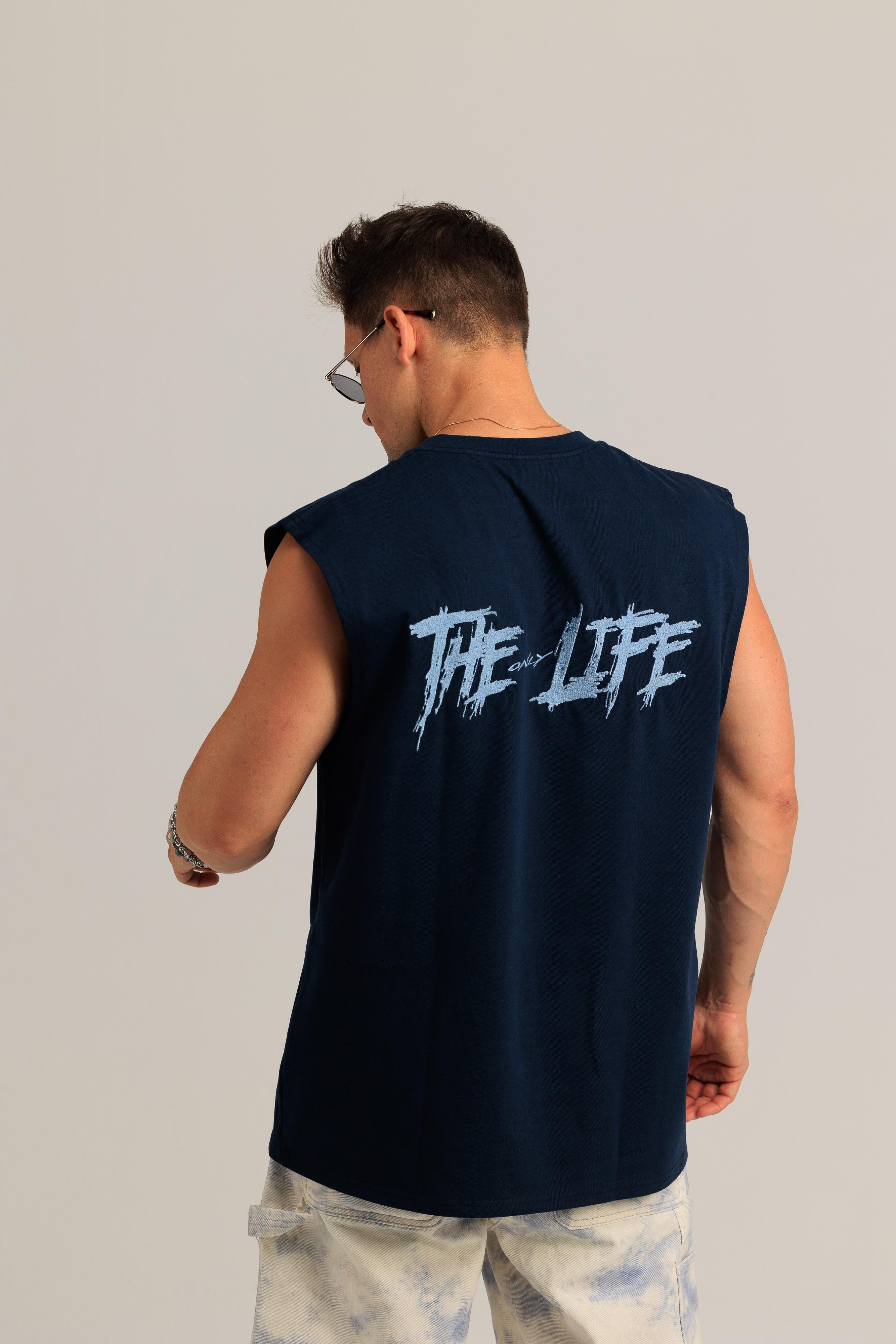Чёрное худи THE ONLY LIFE с белой вышивкой