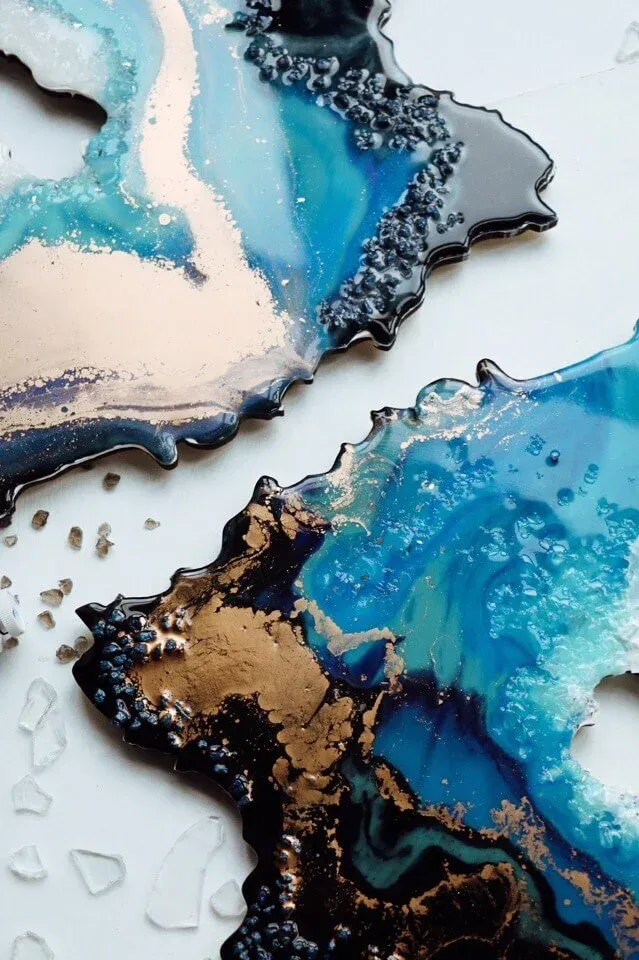 Срез агата на подложке — результат мастер-класса по созданию украшений из камня