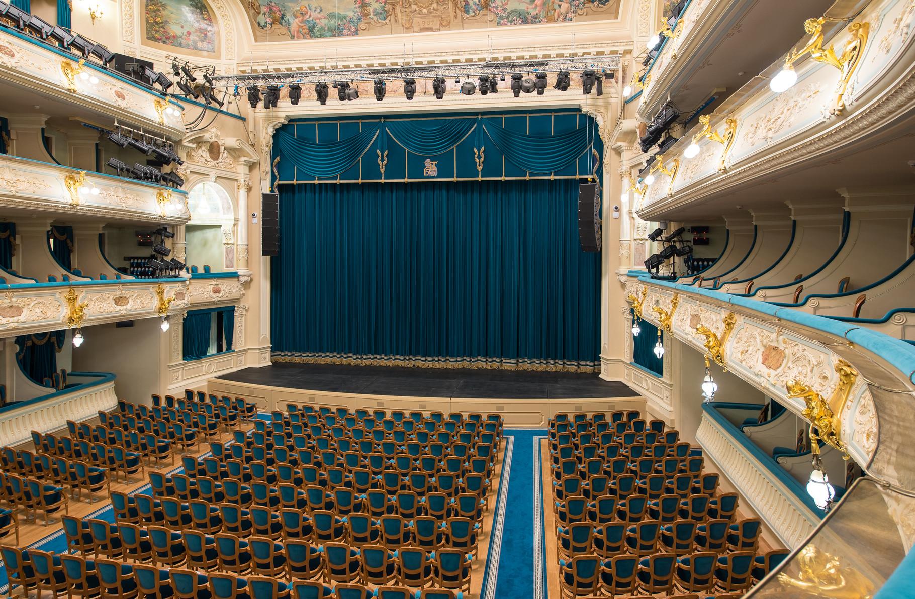 БДТ имени Товстоногова на набережной Фонтанки