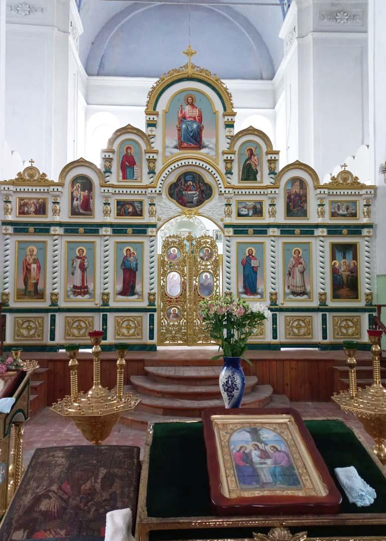 Иконостас из стеклопластика под камень
