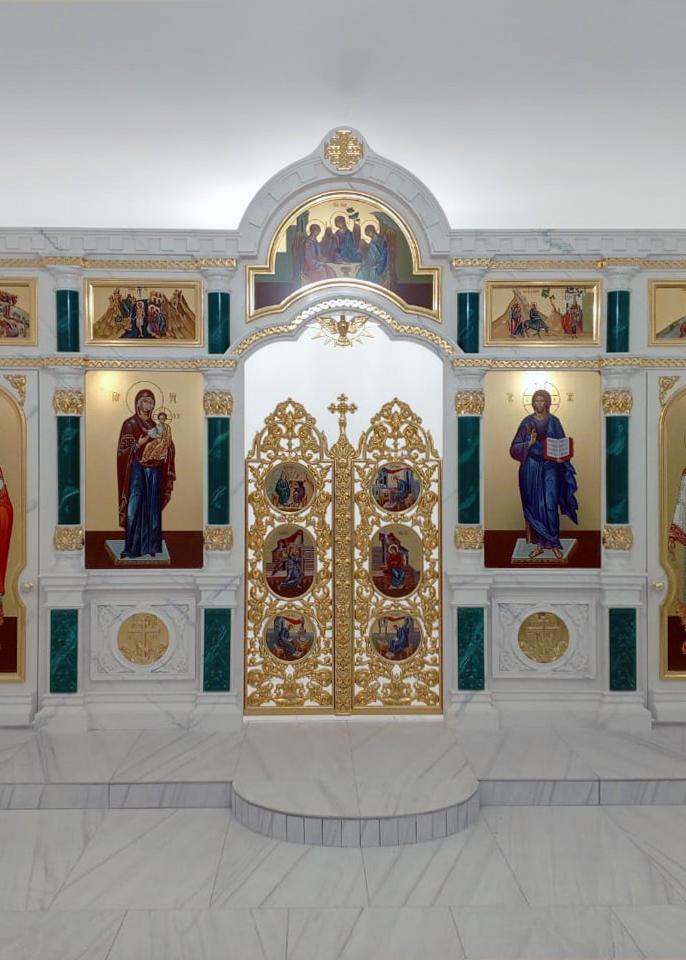 Иконостас из литьевого камня, Московская обл.