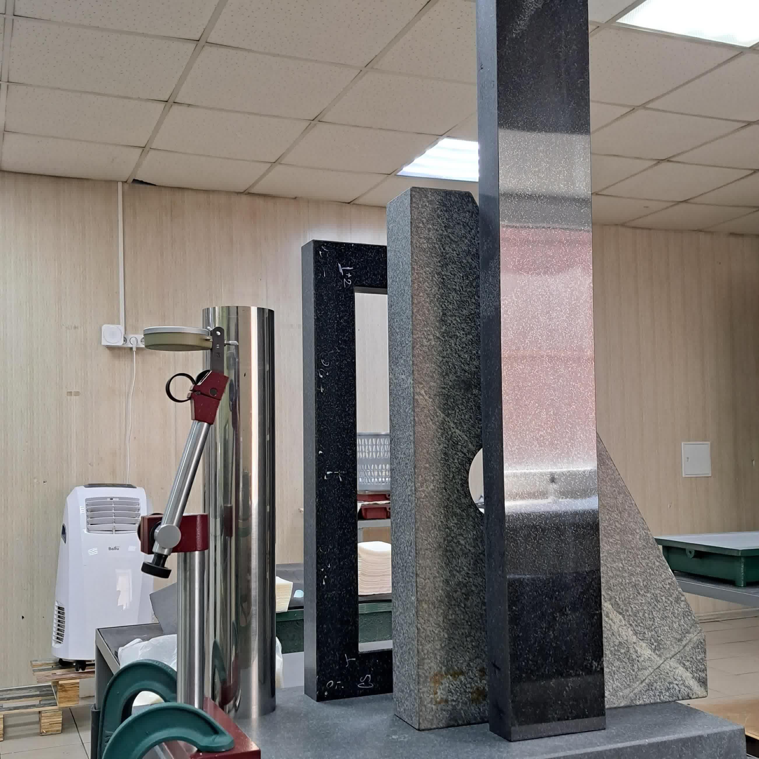 Угольник УШ-ТК