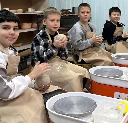 Групповой гончарный мастер-класс для детей 