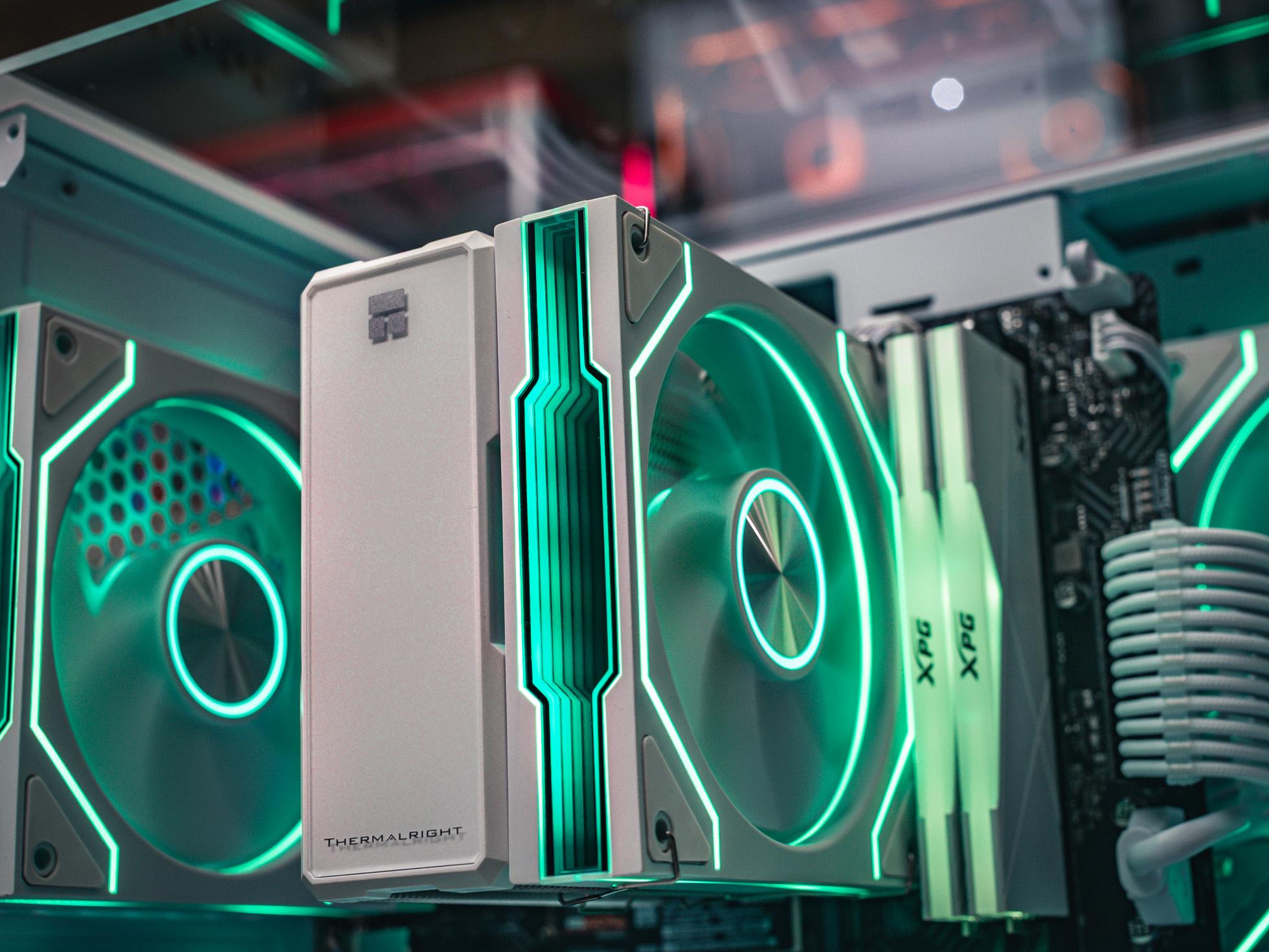 Мощный игровой компьютер в корпусе AOC CG389 Black  на базе процессора Ryzen 5 7500F + RTX 5060