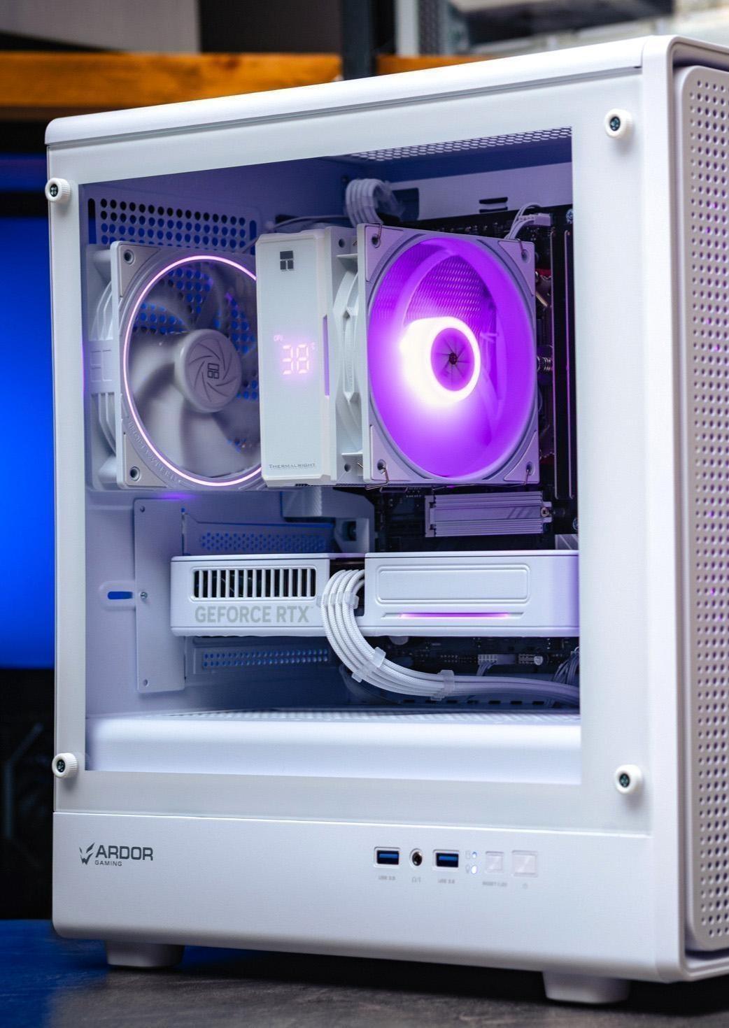 Мощный игровой компьютер в корпусе AOC CG389 Black  на базе процессора Ryzen 5 7500F + RTX 5060 TI