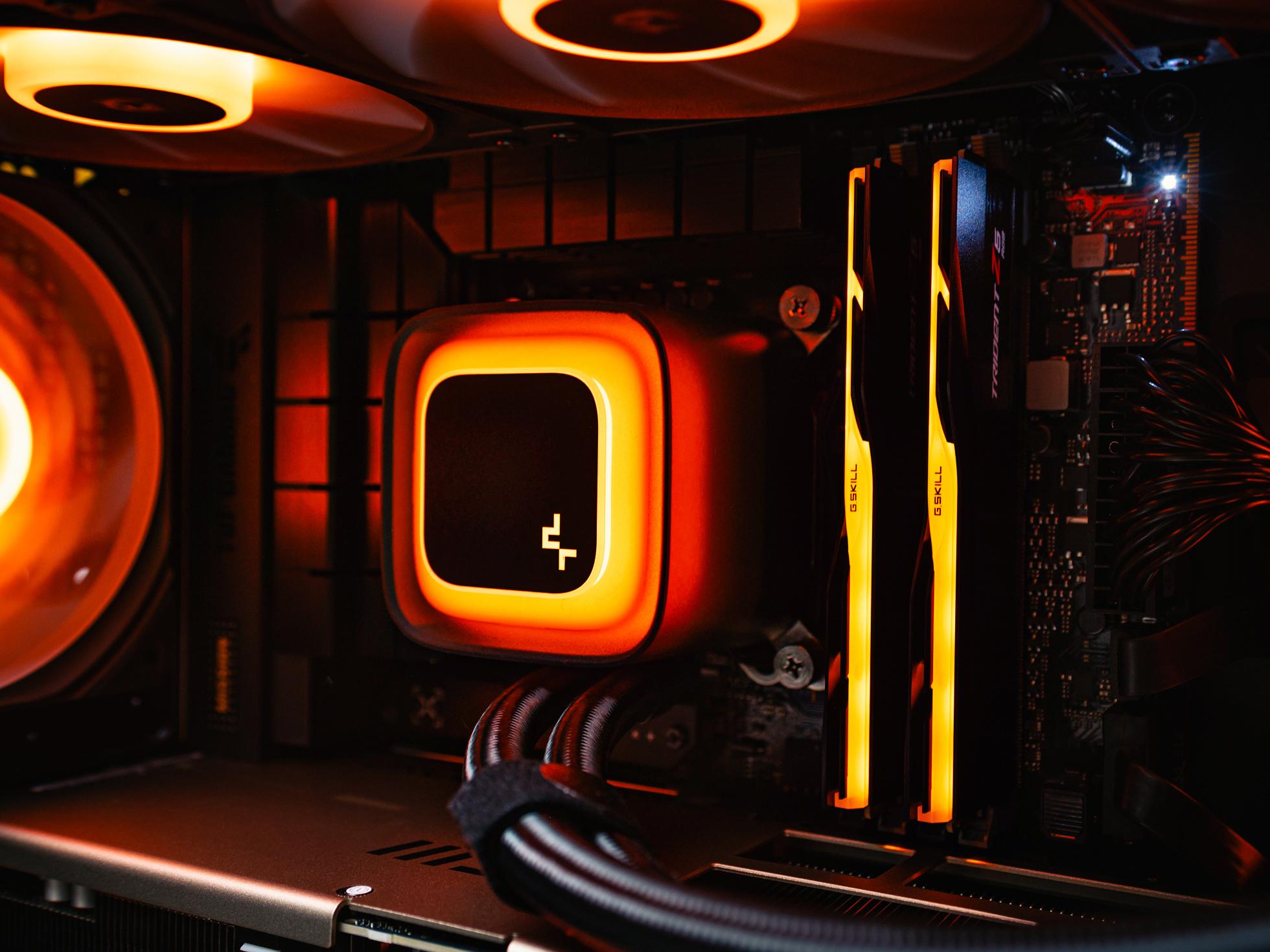 Компьютер в корпусе ZALMAN P30  С Видеокартой RTX 5070 iGame Vulcan