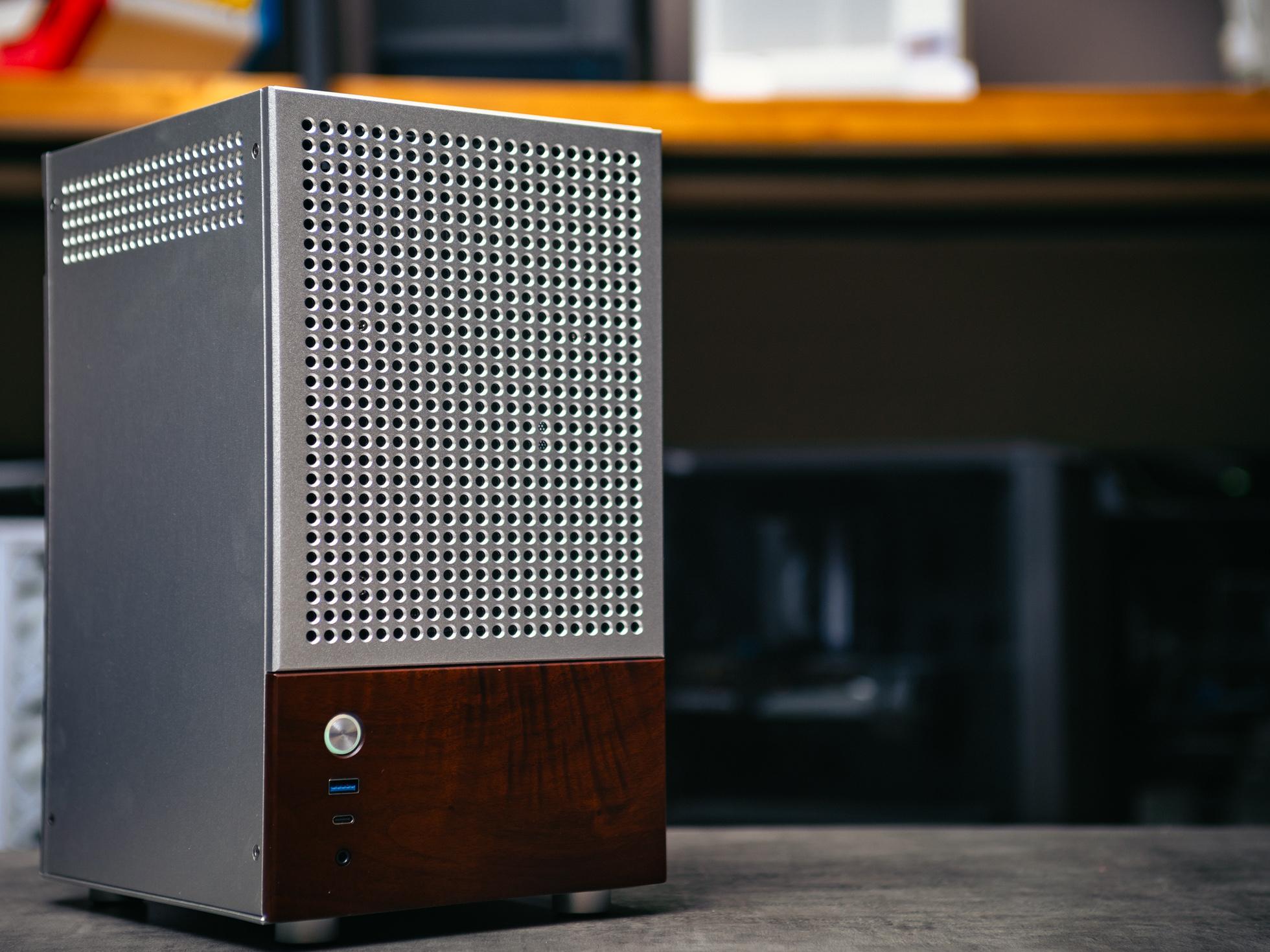 Купить компьютер MINI  в корпусе Jonsbo T6 Silver c процессором  I5 14400F и видеокартой RTX 4060 Ti