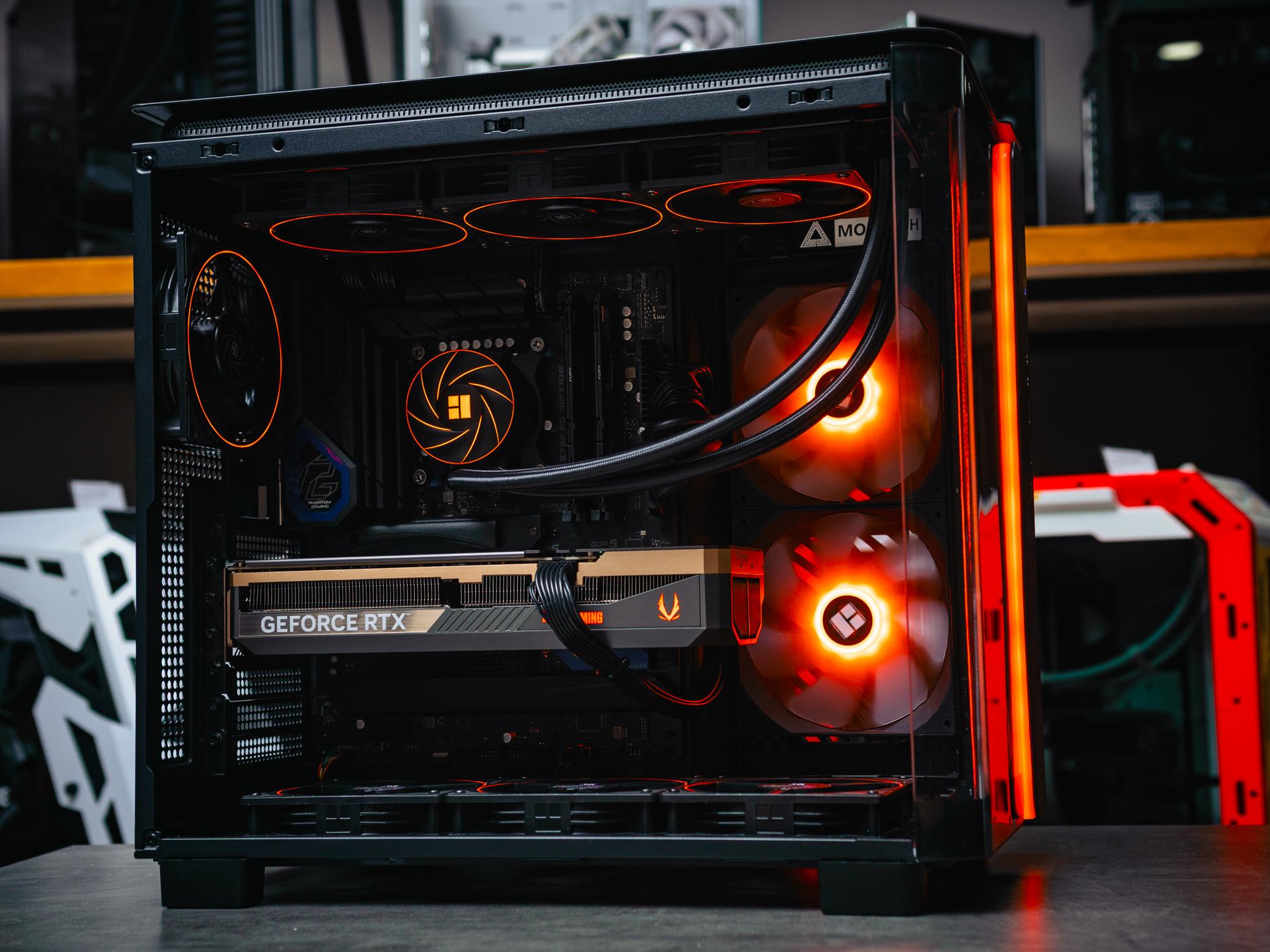 Мощный игровой компьютер в корпусе MONTECH KING 95 с процессором Intel Core i5-13700K и видеокартой NVIDIA GeForce RTX 5080 в Custom Shop