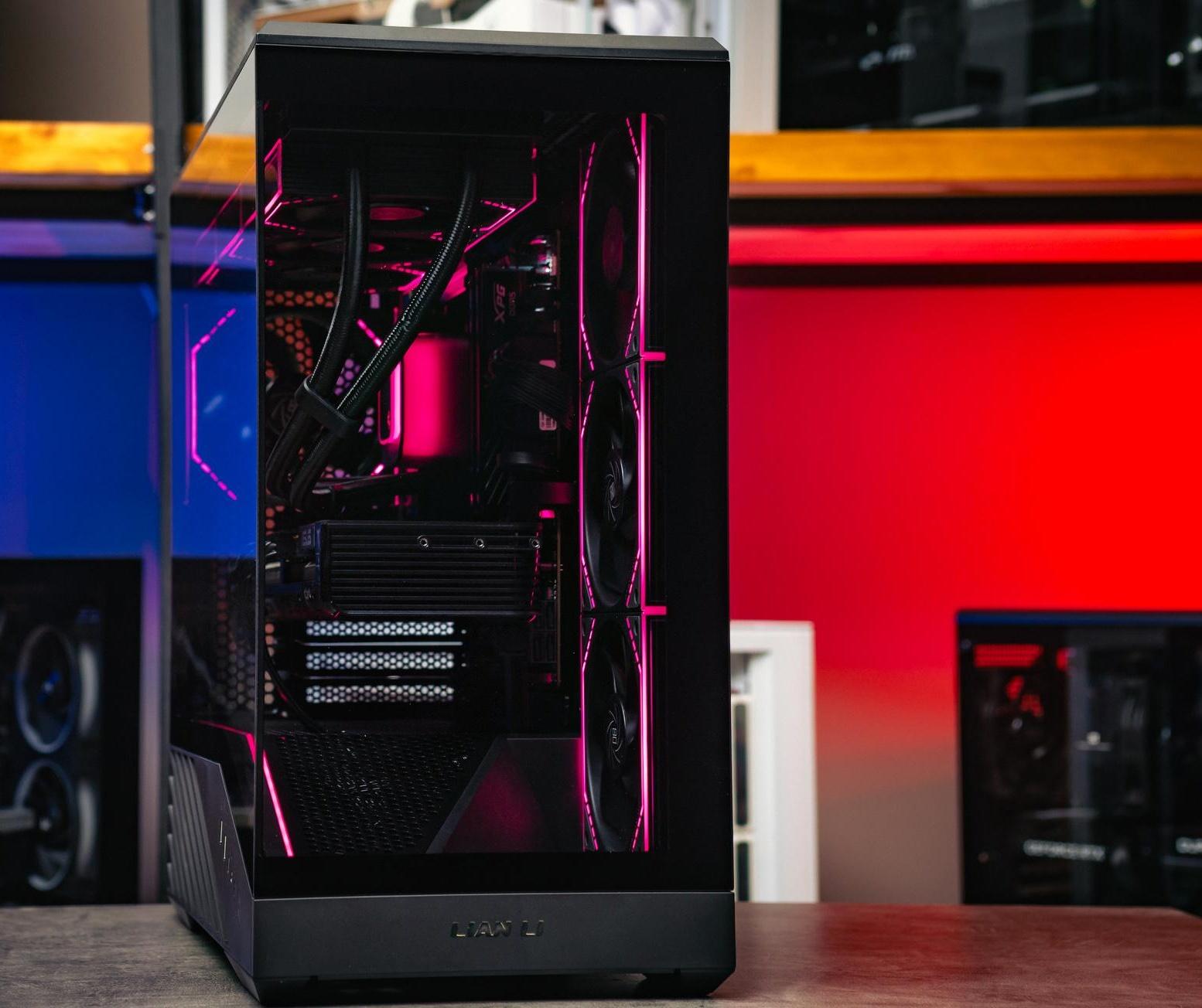 Мощный игровой компьютер в корпусе AOC CG389 Black  на базе процессора Ryzen 5 7500F + RTX 5060 TI