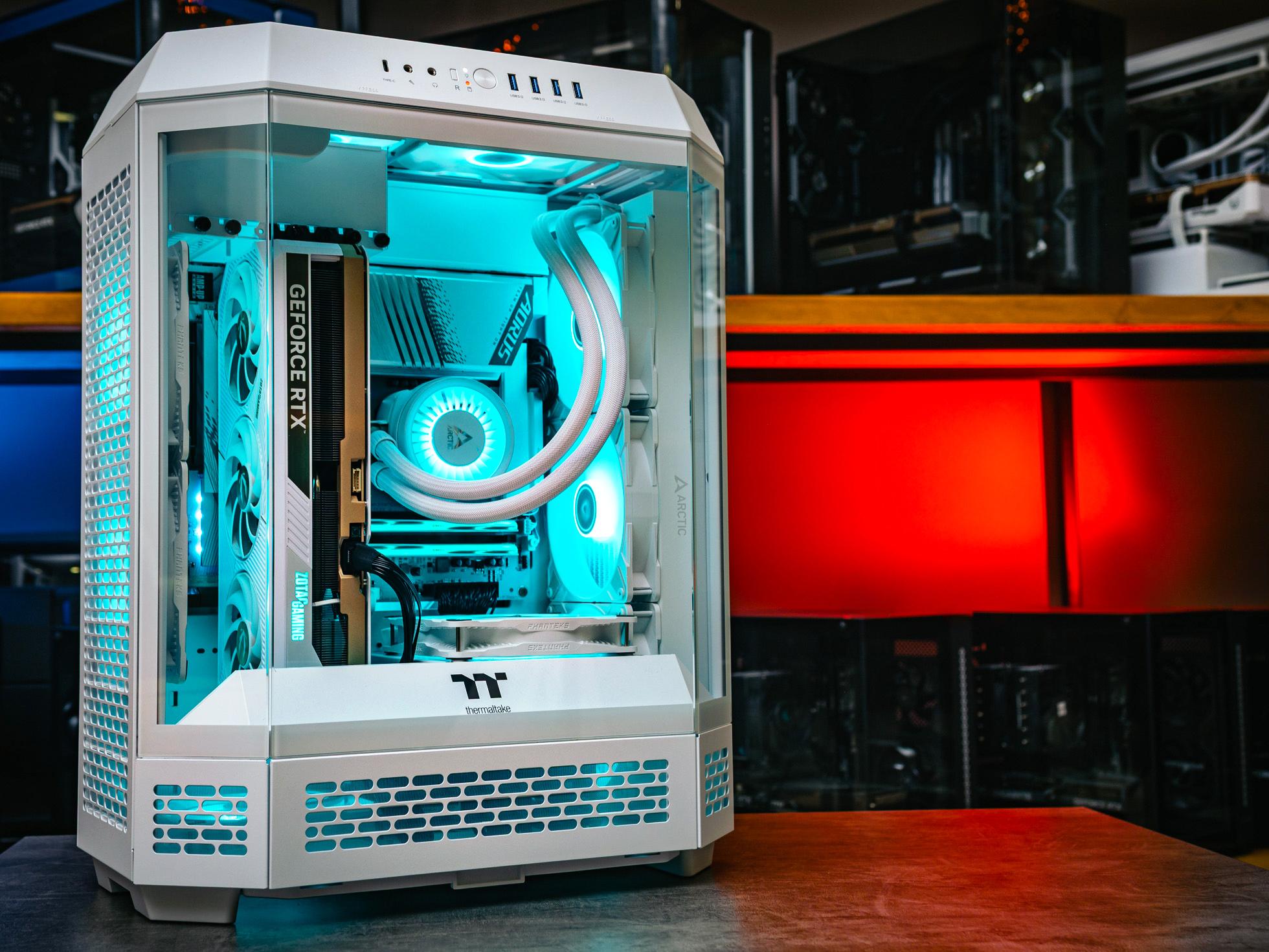 Компьютер в корпусеThermaltake The Tower 600 Snow  / 14700 / RTX 5080