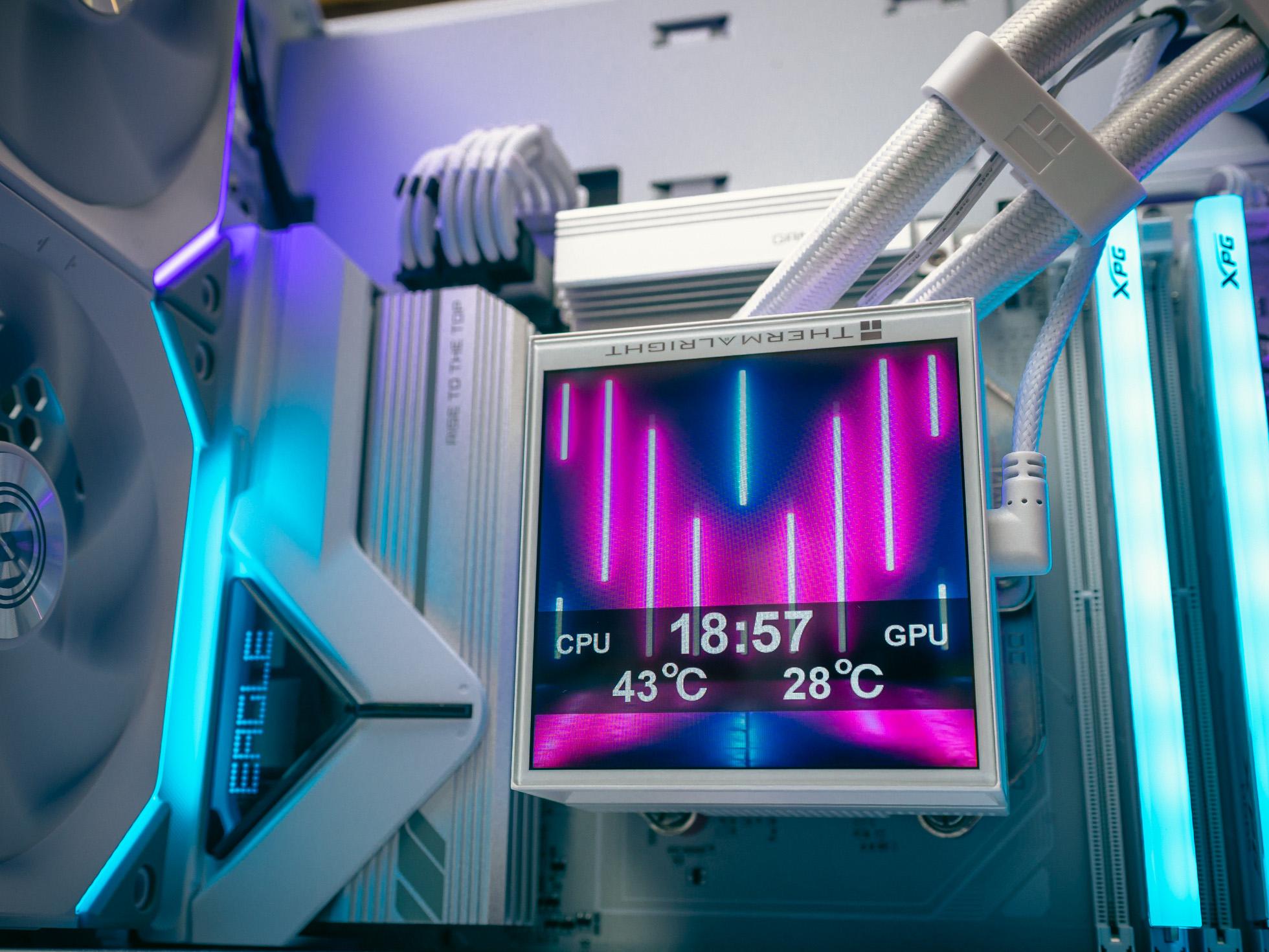 Компьютер в корпусе LIAN LI O11 Vision / 9800X3D / RX 9070XT