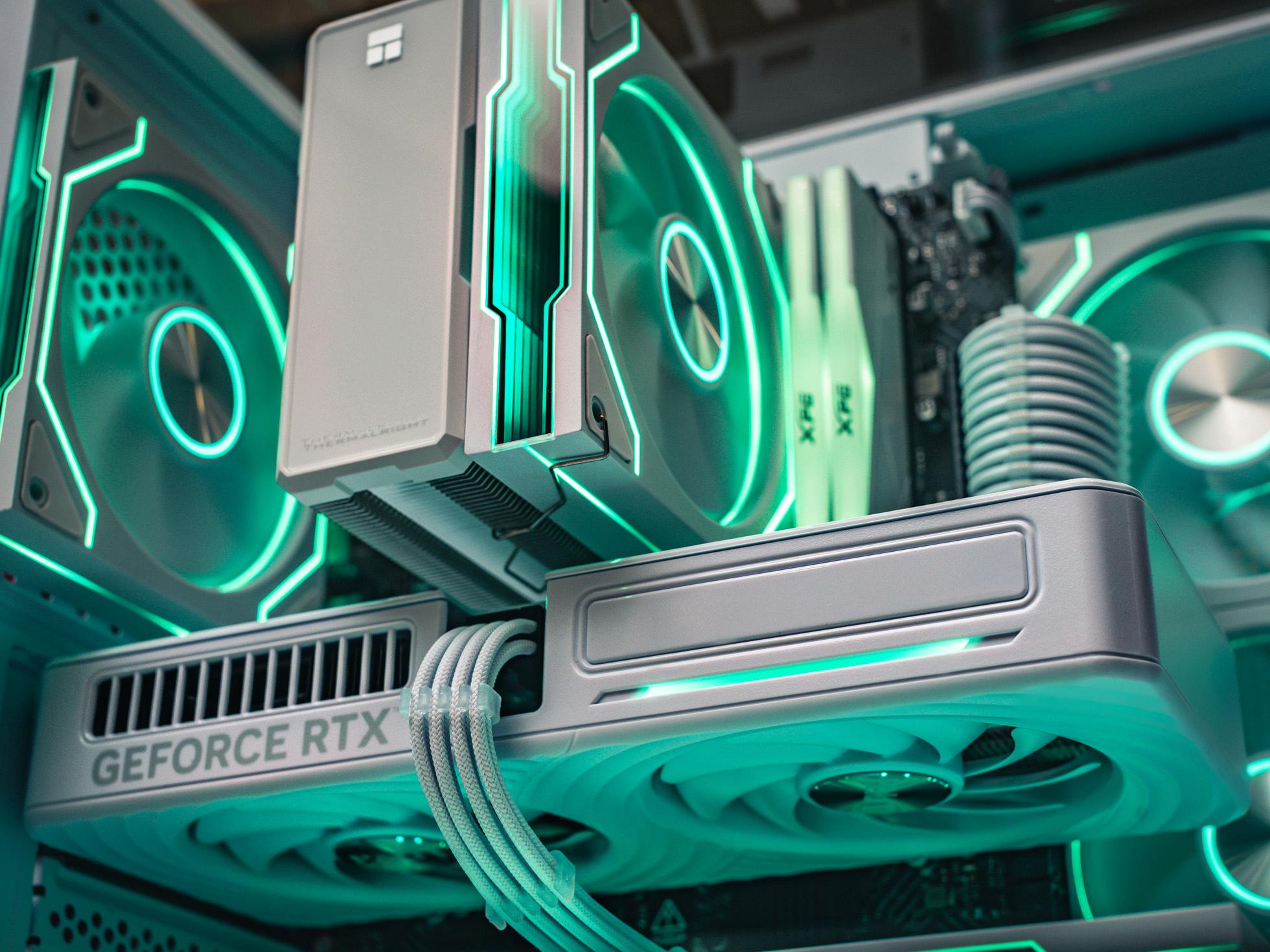 Мощный игровой компьютер в корпусе AOC CG389 Black  на базе процессора Ryzen 5 7500F + RTX 5060