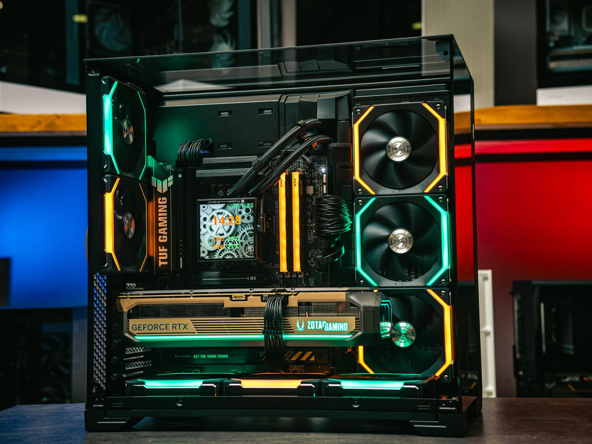 Компьютер в корпусе LIAN LI O11 Vision / 9800X3D / RTX 5080