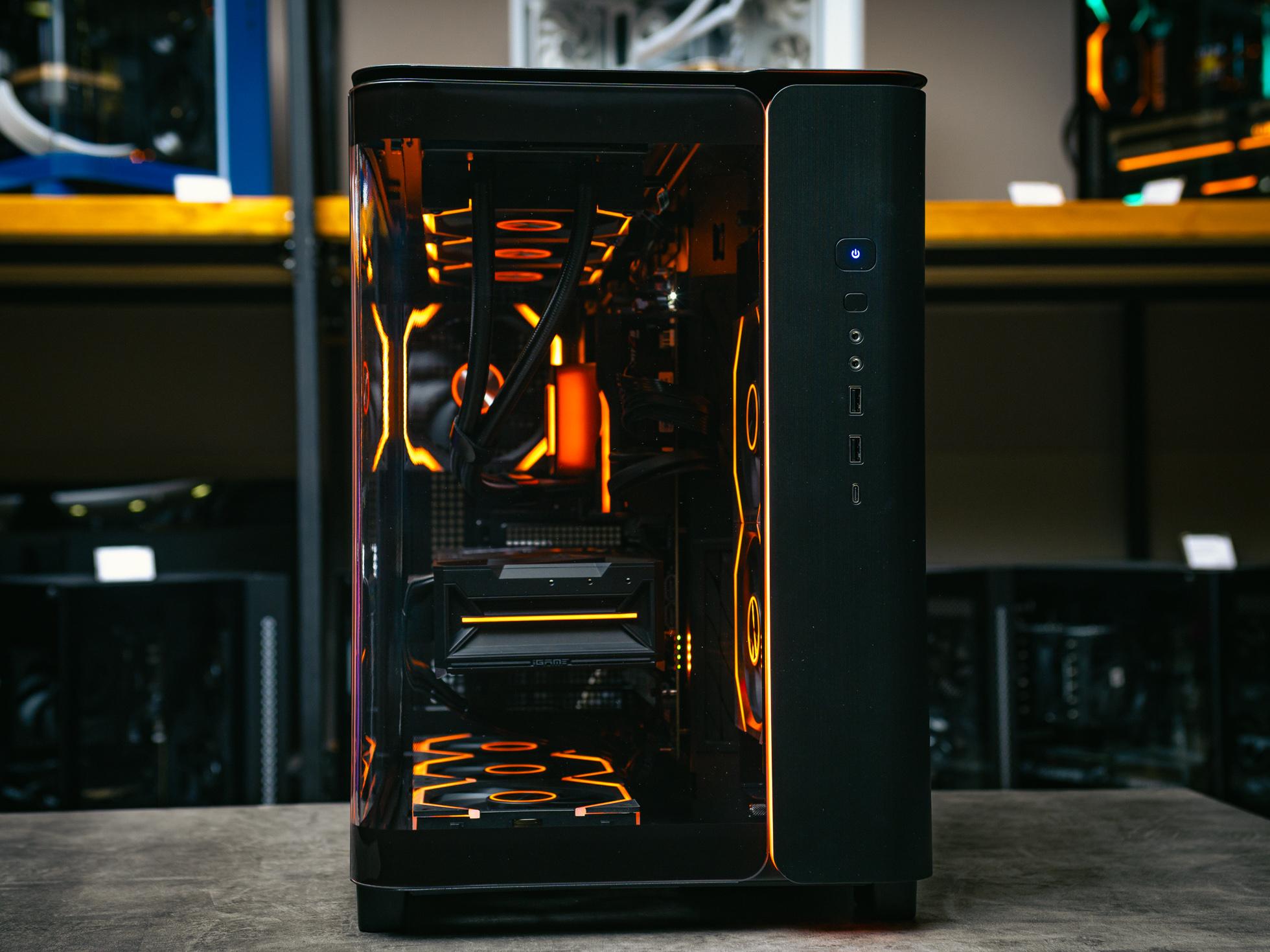 Компьютер в корпусе ZALMAN P30  С Видеокартой RTX 5070 iGame Vulcan