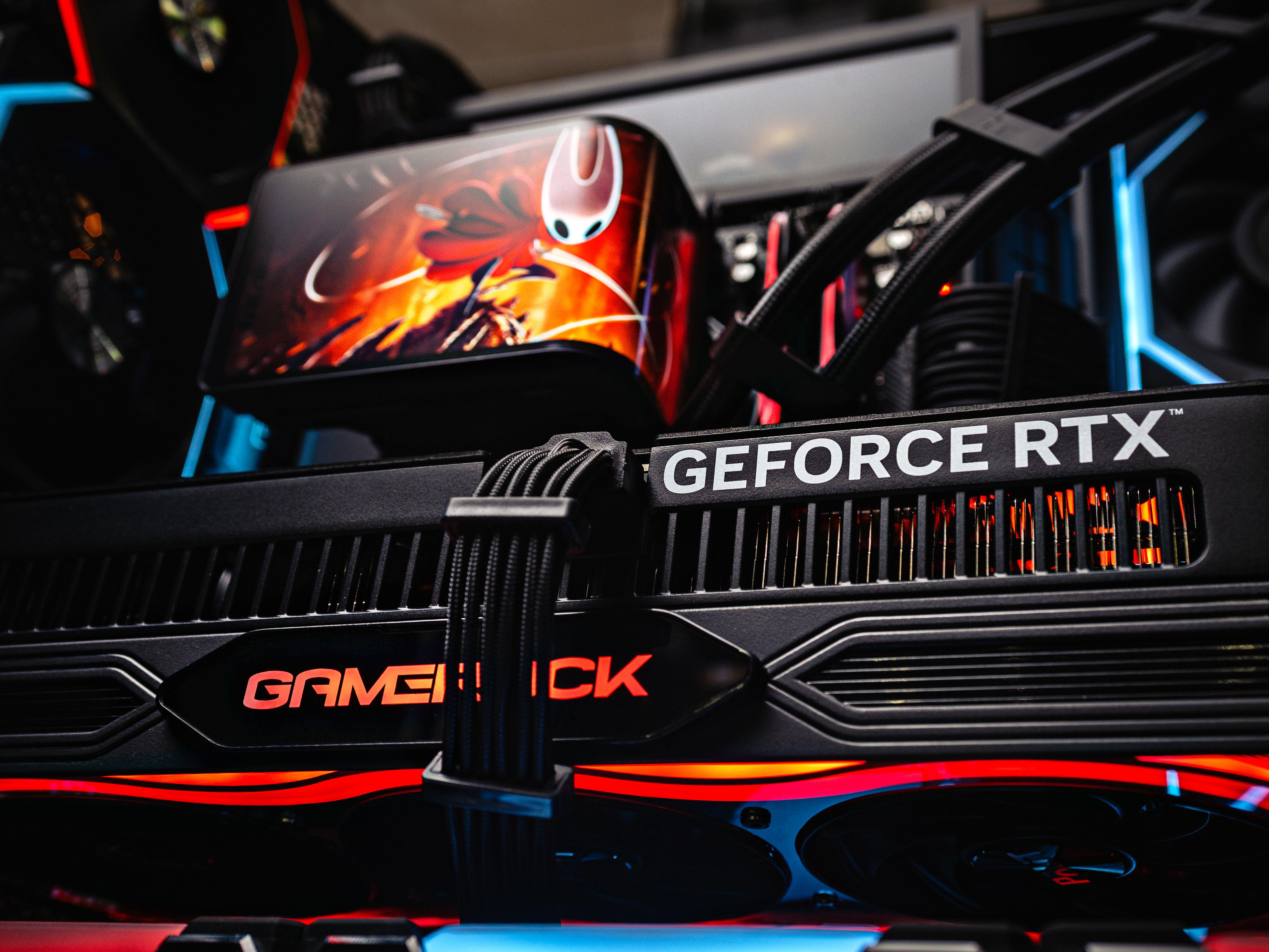 Компьютер в корпусе LIAN LI O11 Vision / 9800X3D / RTX 5080