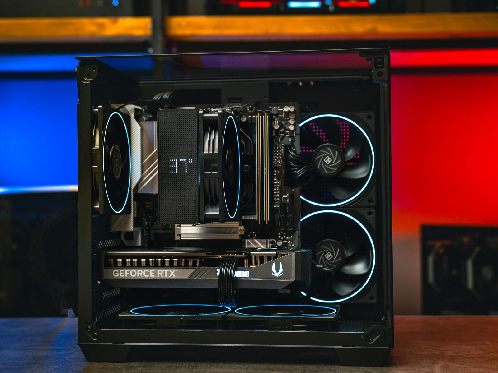 Мощный игровой компьютер в корпусе AOC CG389 Black  на базе процессора Ryzen 5 7500F + RTX 5070