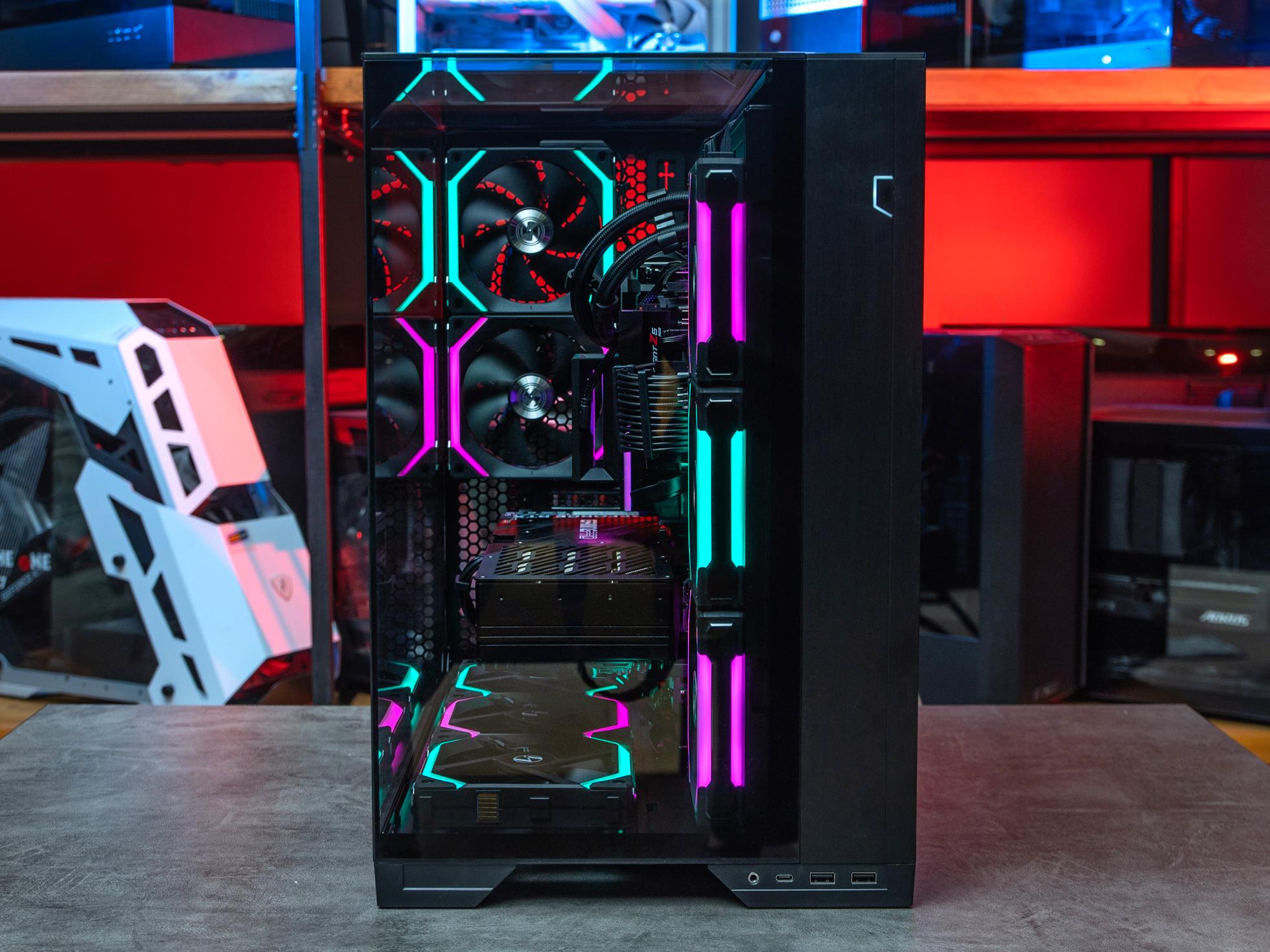 Компьютер в корпусе LIAN LI O11 Vision / 9800X3D / RTX 5080