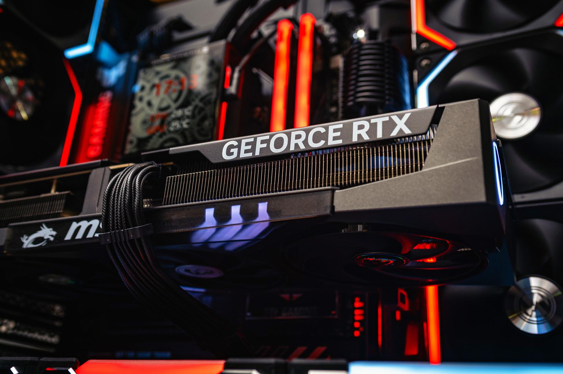 Компьютер в корпусе LIAN LI O11 Vision / 9800X3D / RTX 5080