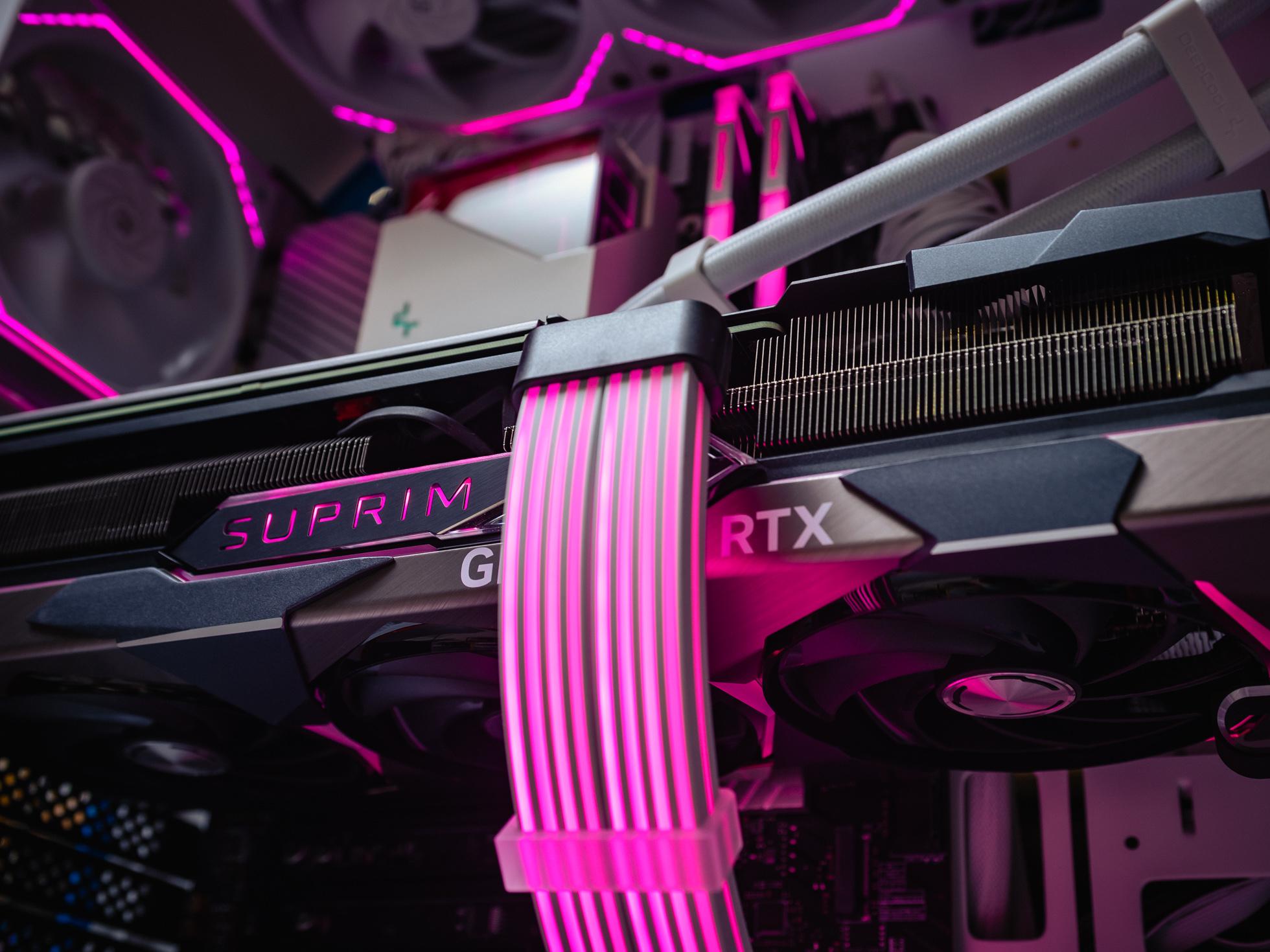 Компьютер в корпусе InWin AirForce Justice White / 13700F / RTX 4070 Ti