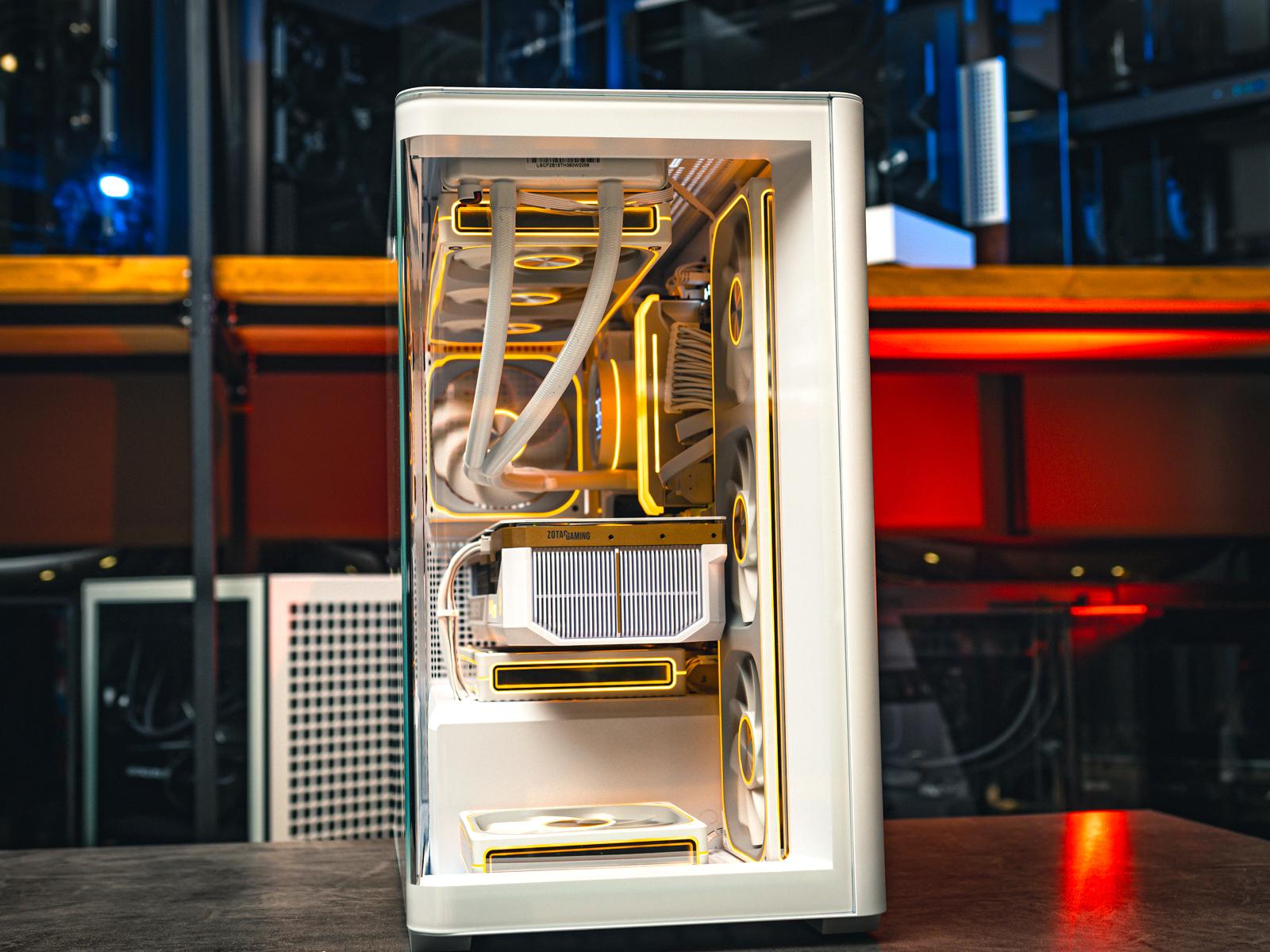 Компьютер в корпусеThermaltake The Tower 600 Snow  / 14700 / RTX 5080