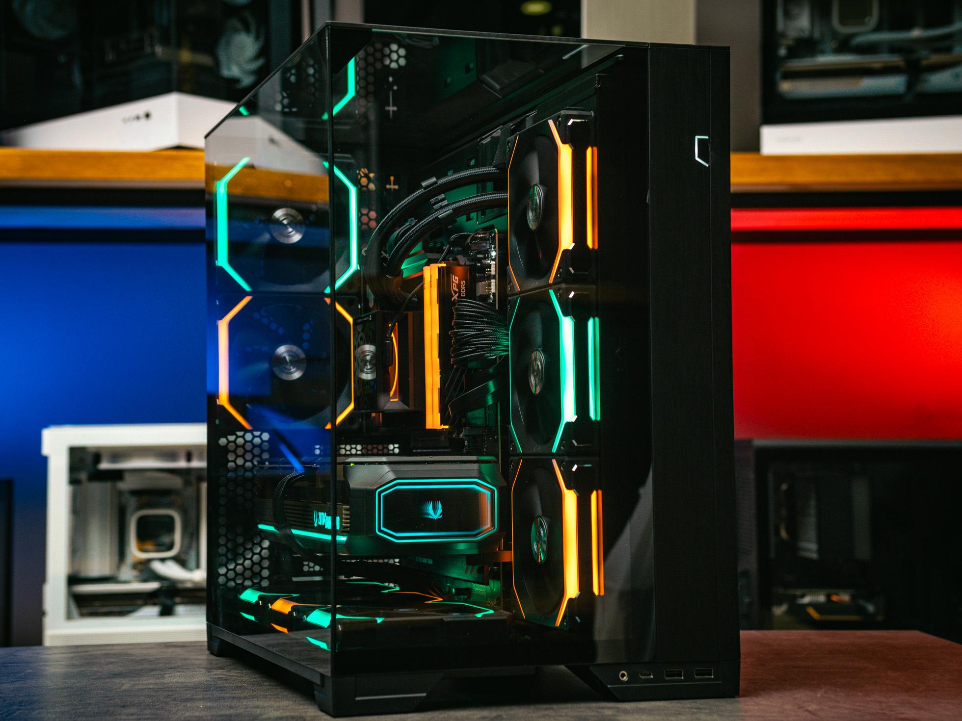 Компьютер в корпусе LIAN LI O11 Vision / 9800X3D / RTX 5080