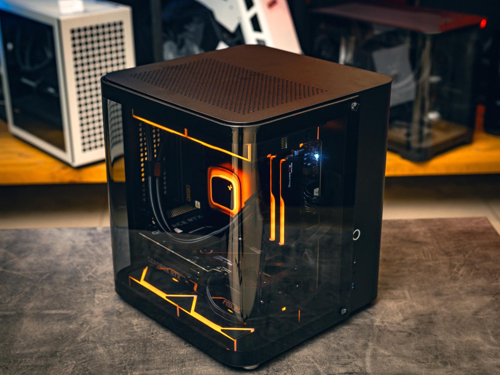 Компьютер в корпусе ZALMAN P30  С Видеокартой RTX 5070 iGame Vulcan