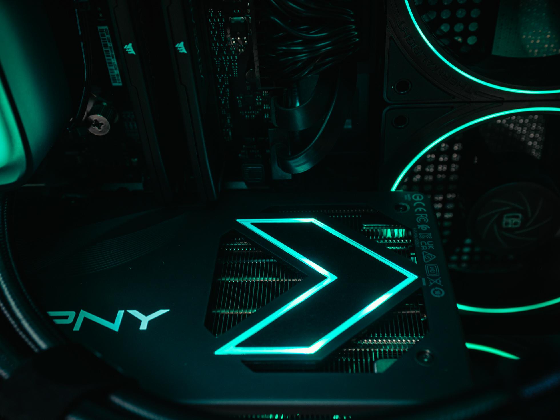 Компьютер в корпусе ZALMAN P30  С Видеокартой RTX 5070 iGame Vulcan