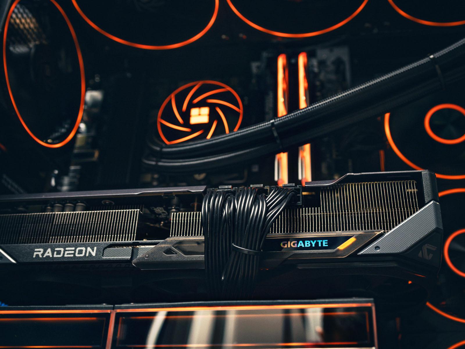 Компьютер в корпусе LIAN LI O11 Vision / 9800X3D / RX 9070XT