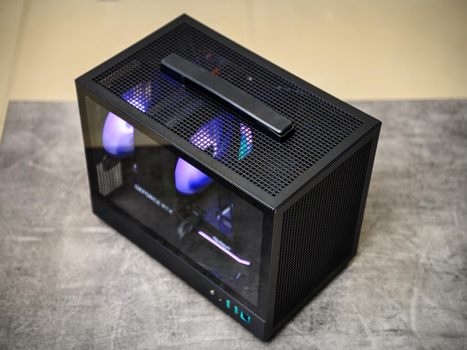 Мини игровой компьютер в корпусе DeepCool CH160 Black  на базе процессора Ryzen 5500 и с видеокартой RTX 4060