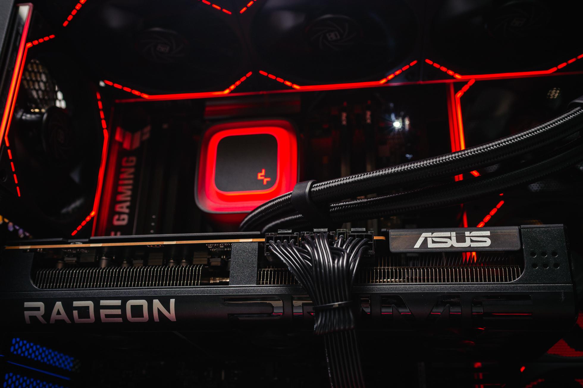 рпусе AOC CG389 Black  на базе процессора Ryzen 5 7500F + RTX 5070