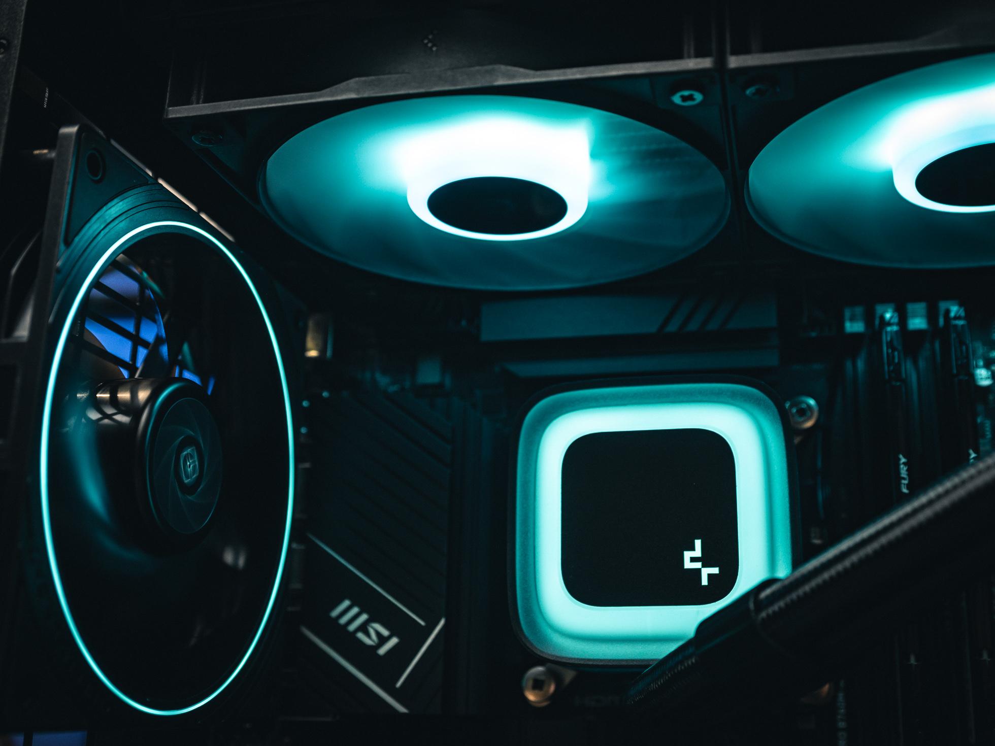 Компьютер в корпусе ZALMAN P30  С Видеокартой RTX 5070 iGame Vulcan