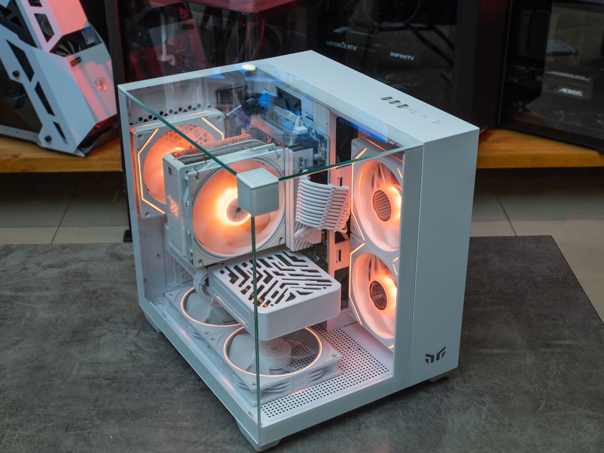 Мощный игровой компьютер в корпусе AOC CG389 Black  на базе процессора Ryzen 5 7500F + RTX 5060