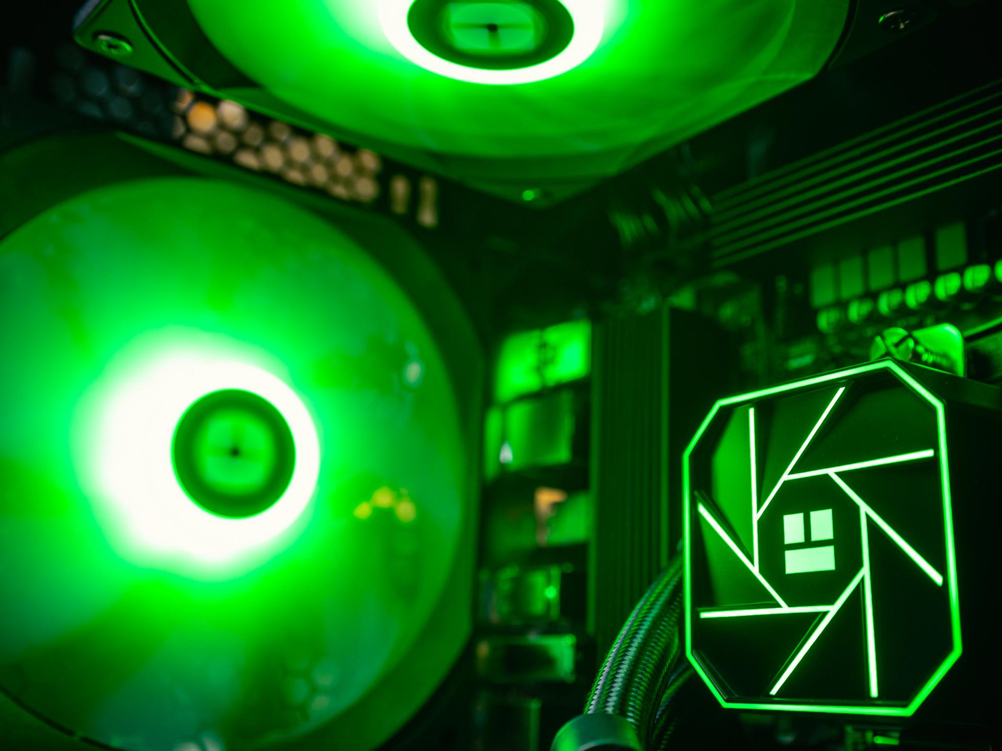 Мощный игровой компьютер в корпусе DeepCool CG530 4F 