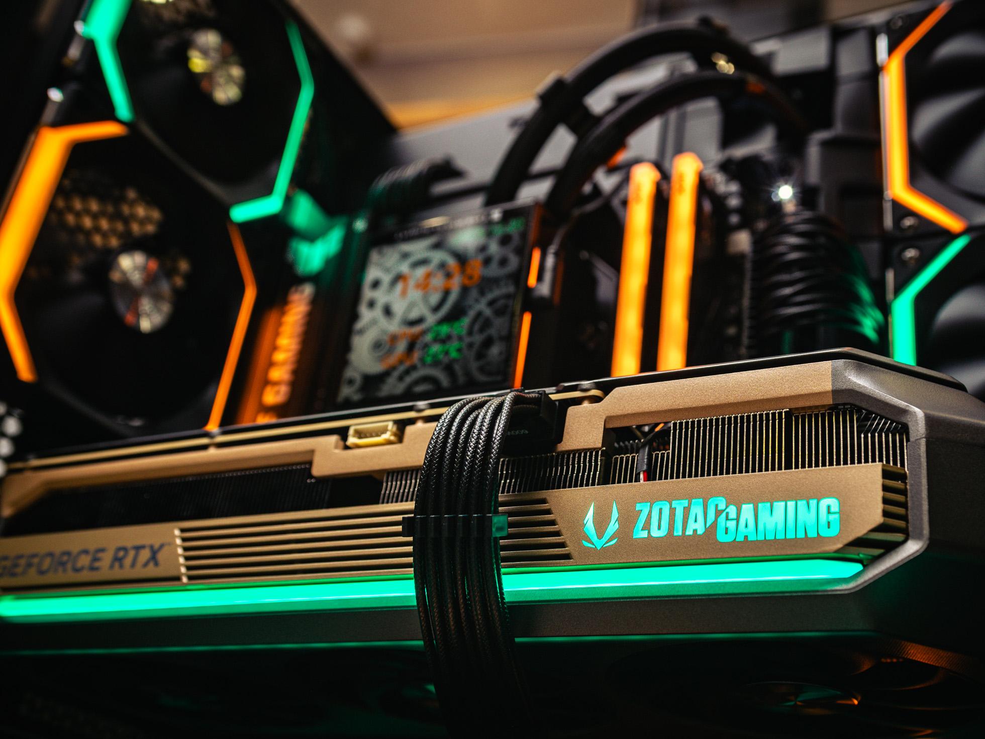 Компьютер в корпусе LIAN LI O11 Vision / 9800X3D / RTX 5080