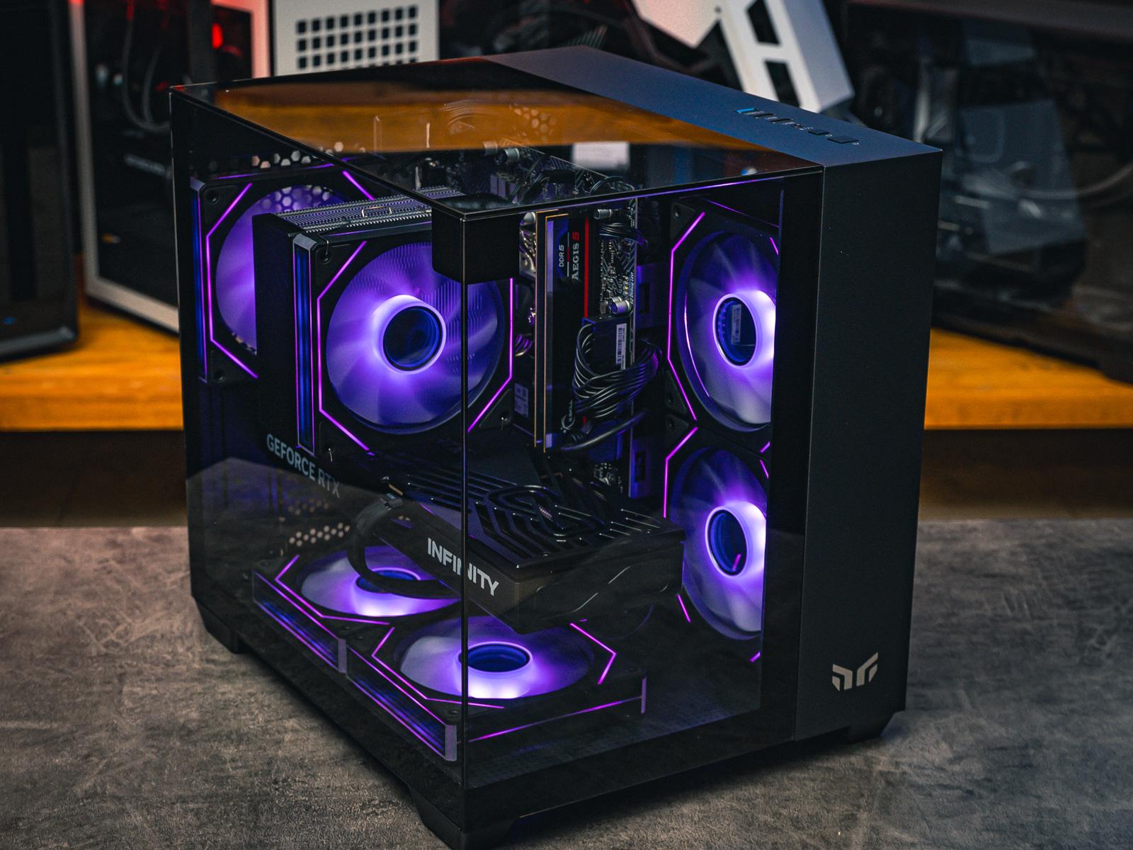 Мощный игровой компьютер в корпусе AOC CG389 Black  на базе процессора Ryzen 5 7500F + RTX 5060