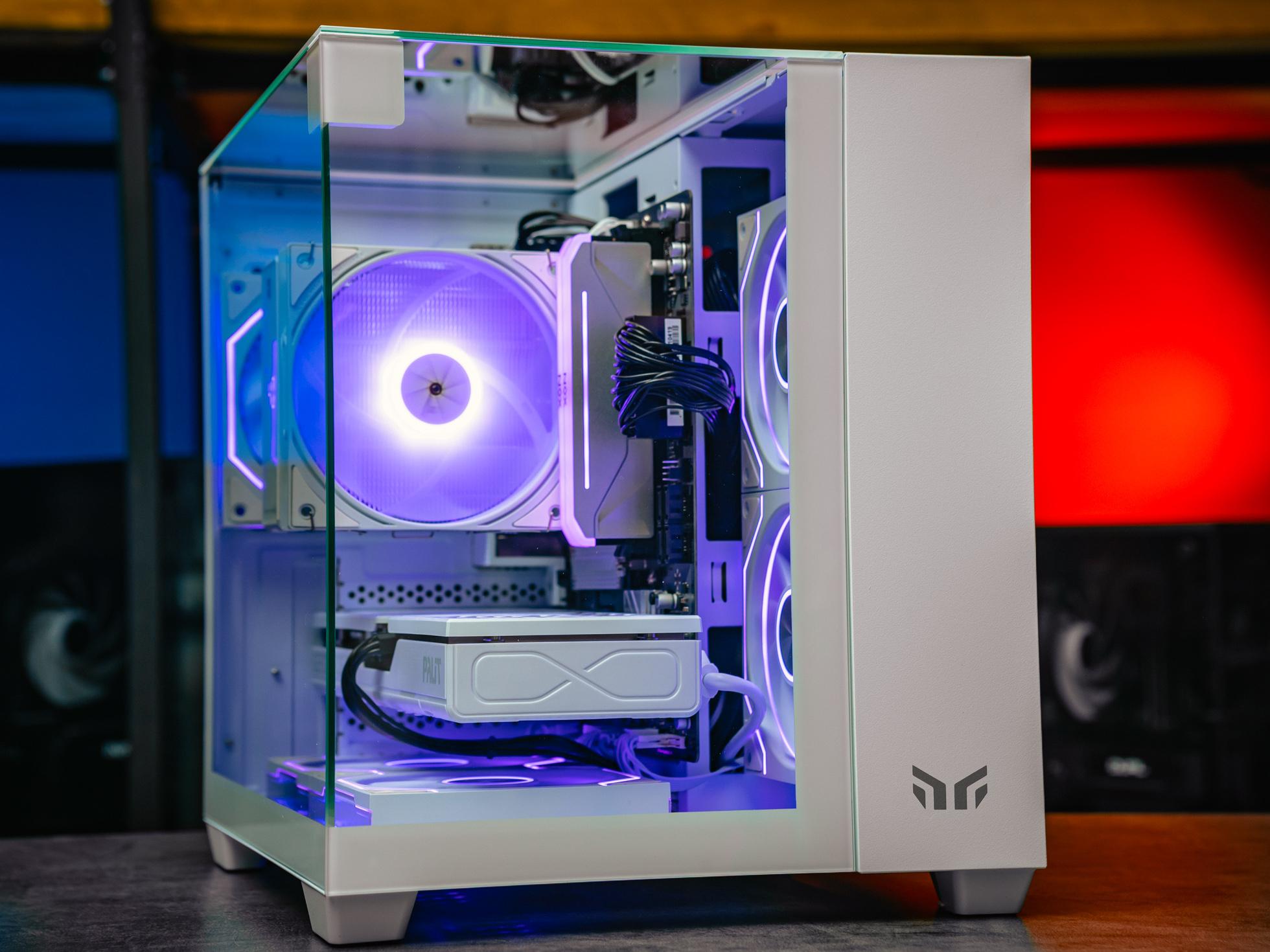 Мощный игровой компьютер в корпусе AOC CG389 Black  на базе процессора Ryzen 5 7500F + RTX 5070