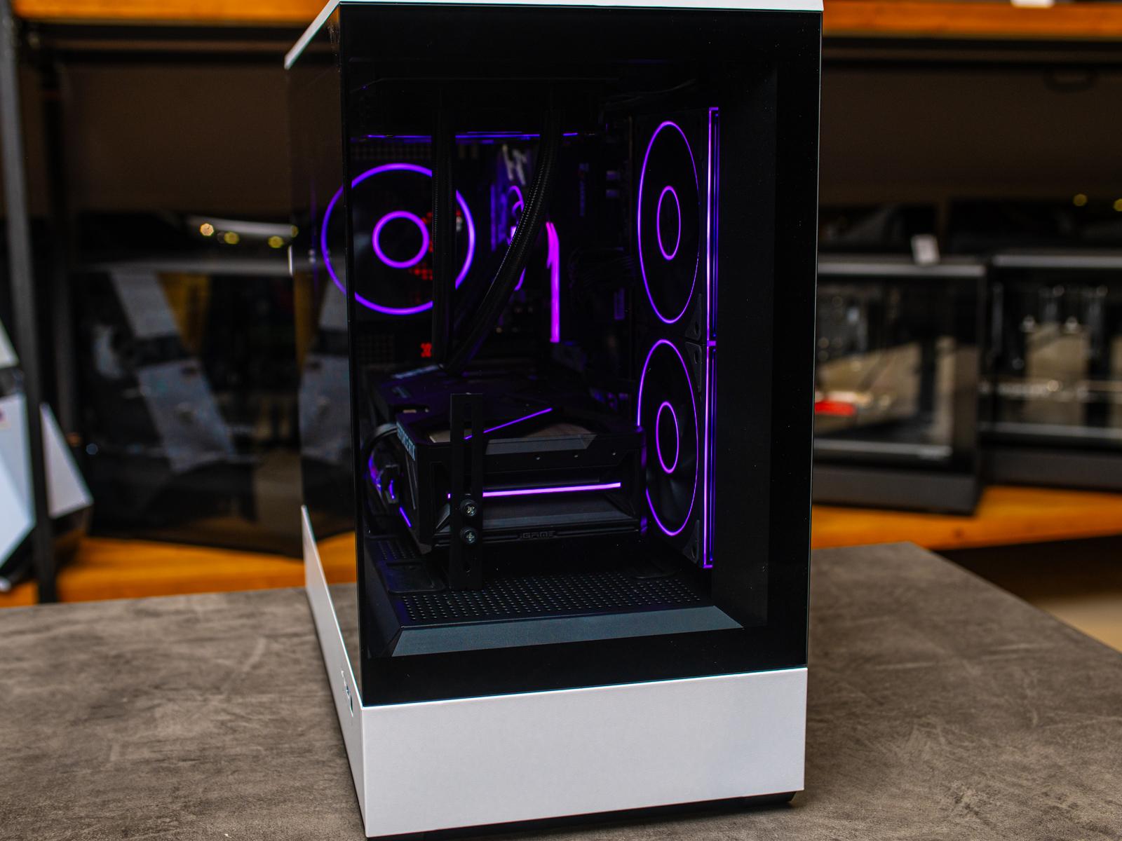 Компьютер в корпусе ZALMAN P30  