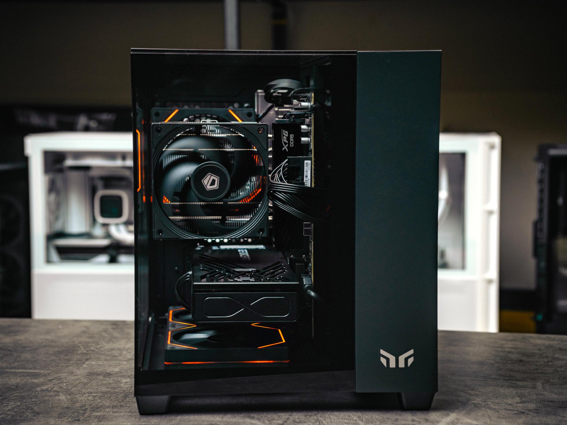 Мощный игровой компьютер в корпусе AOC CG389 Black  на базе процессора Ryzen 5 7500F + RTX 5070