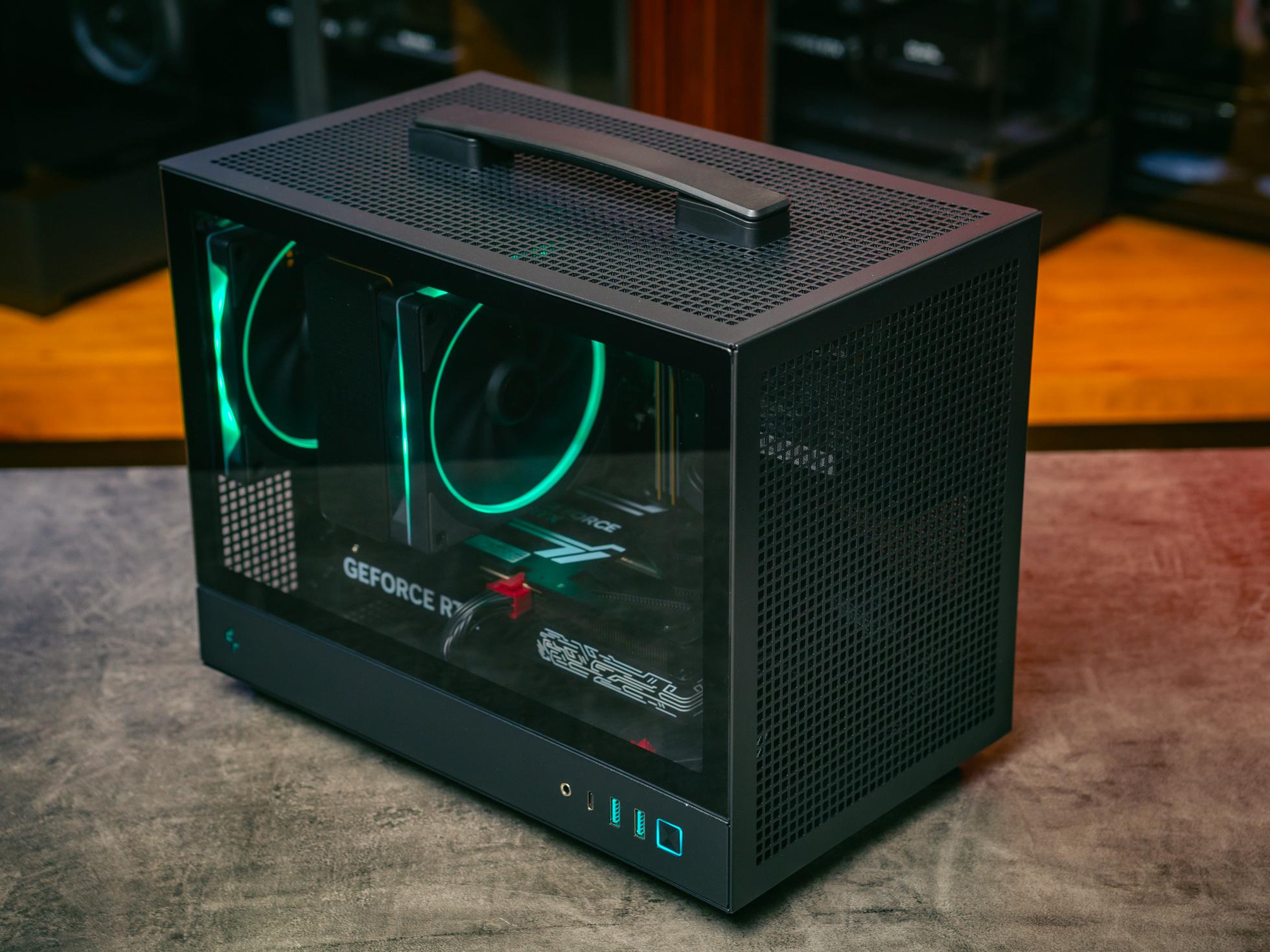 Мини игровой компьютер в корпусе DeepCool CH160 Black  на базе процессора Ryzen 5500 и с видеокартой RTX 4060